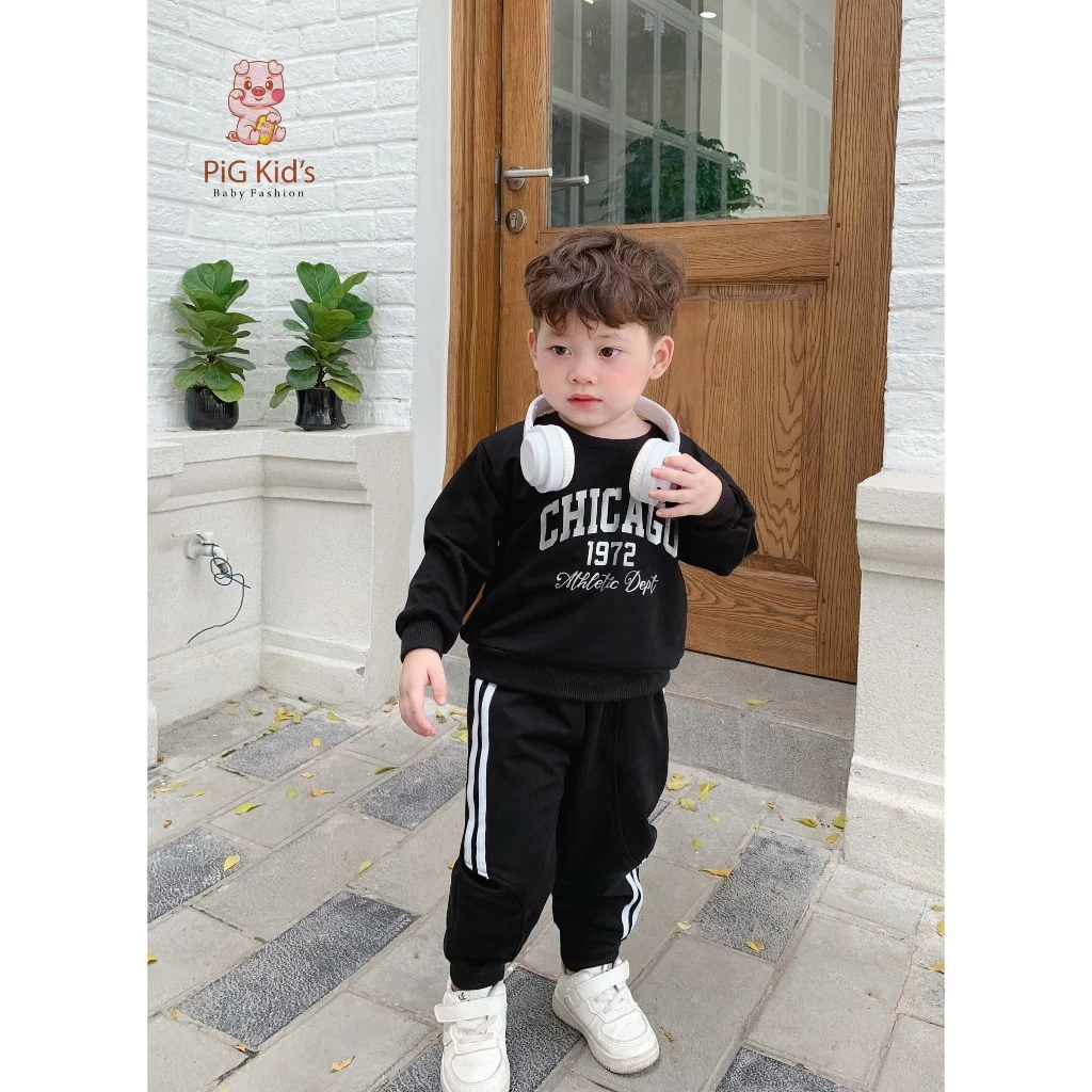 Bộ cotton da cá dài tay phối viền phong cách thể thao in chữ Chicago Pig Kid cho bé