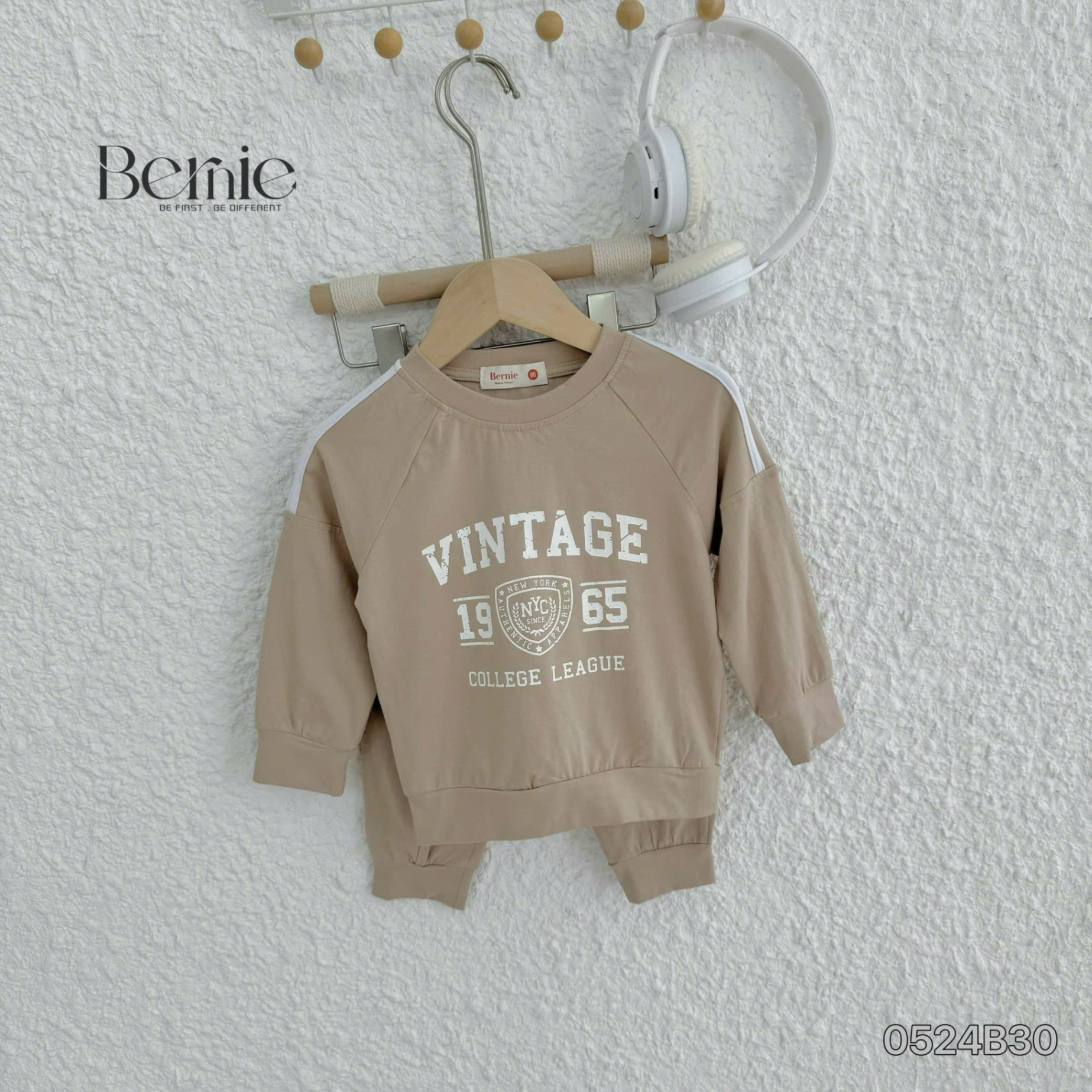 Bộ cotton da cá dài tay thể thao vintage 1965 Bernie cho bé