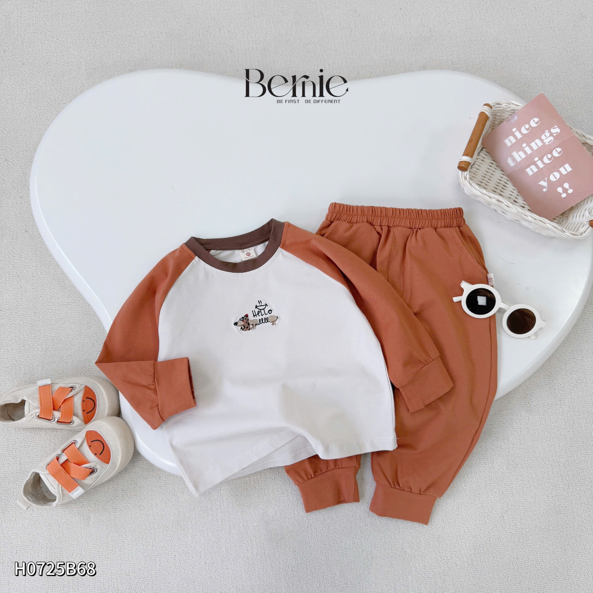 Bộ cotton dài tay raglan thêu ngực Bernie