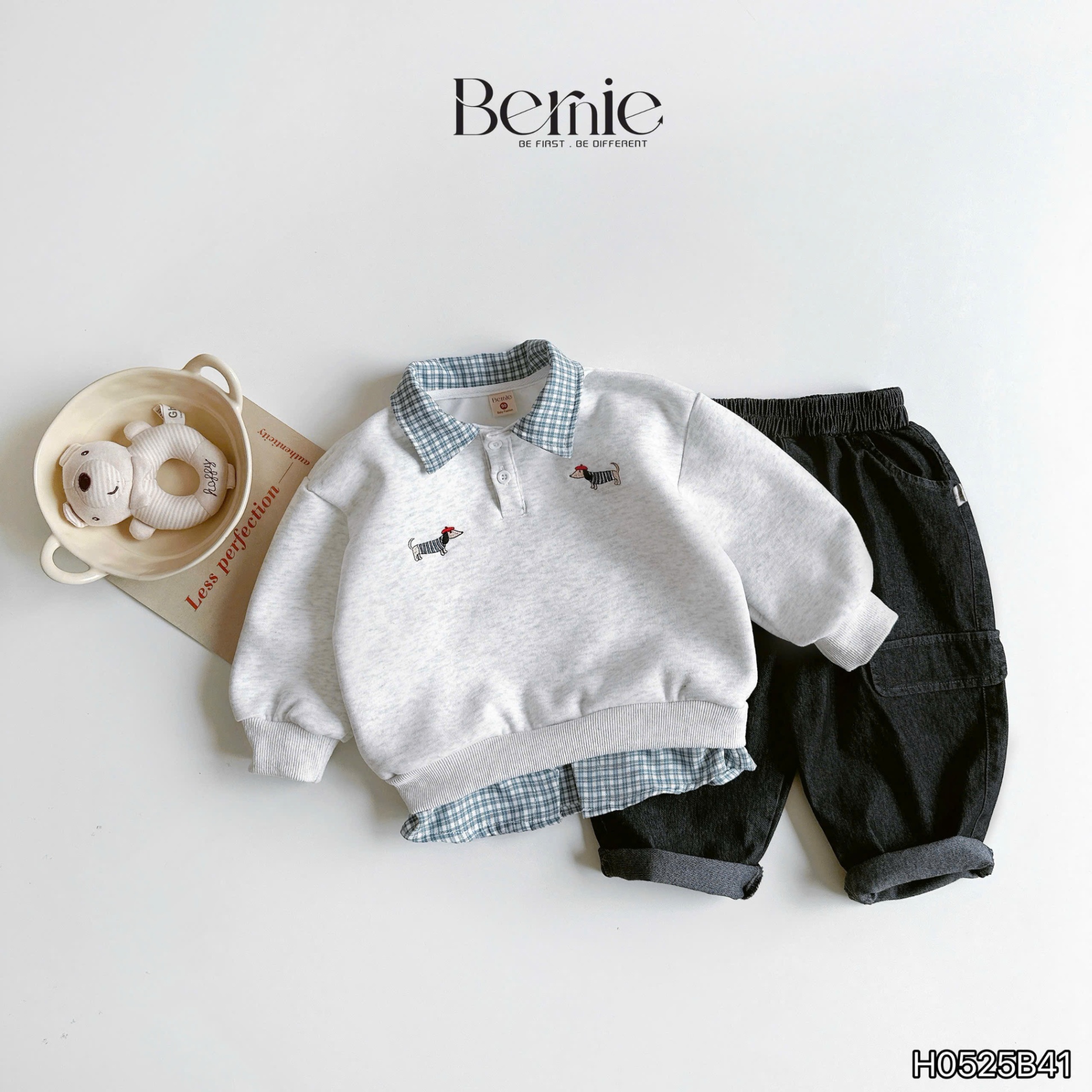 Bộ nỉ phối kẻ thêu ngực Bernie