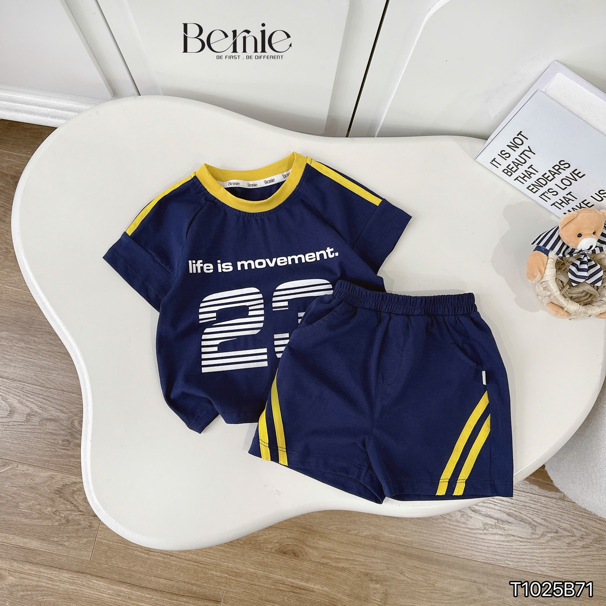 Bộ thể thao in số 23 Bernie