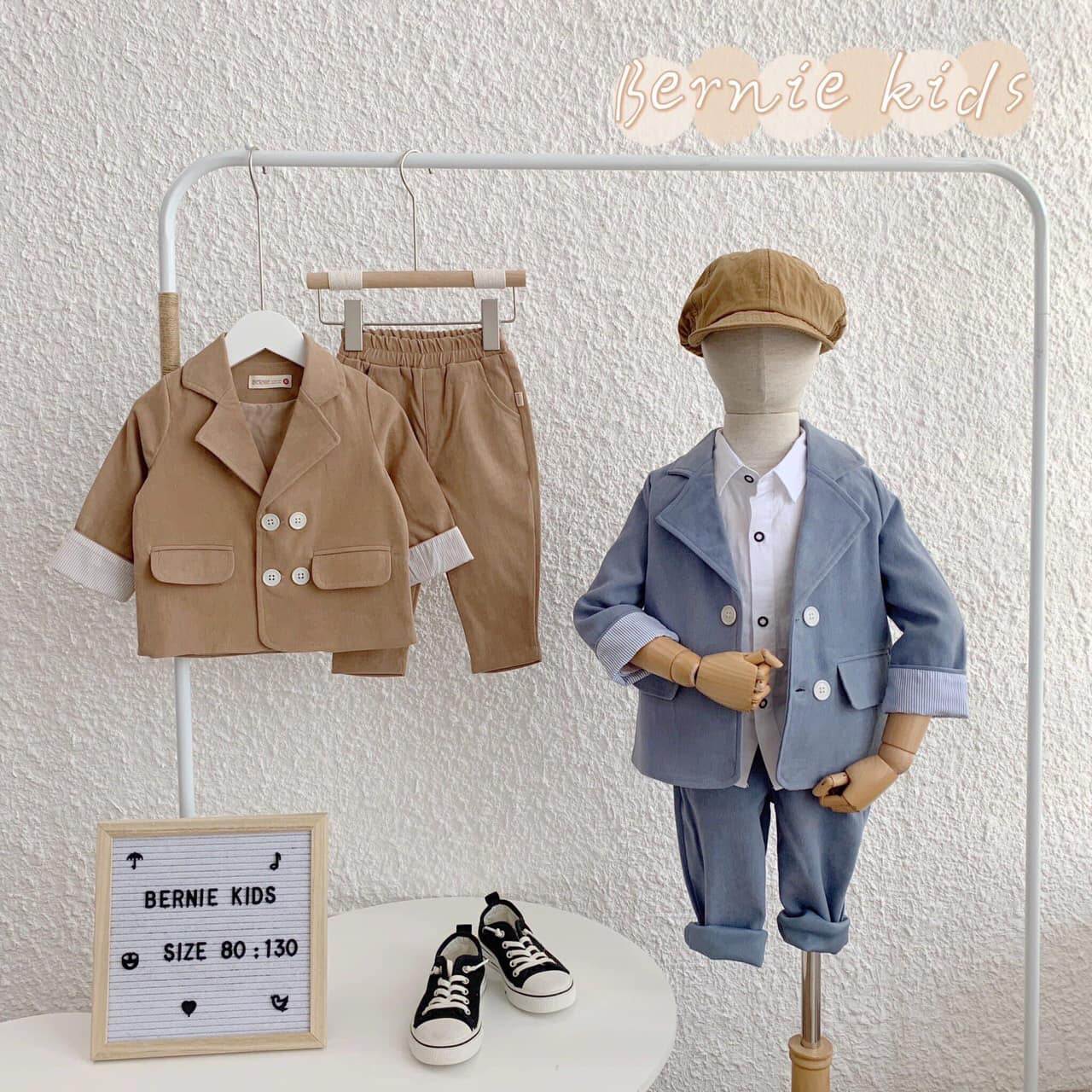 Bộ vest 4 khuy tay phối Bernie