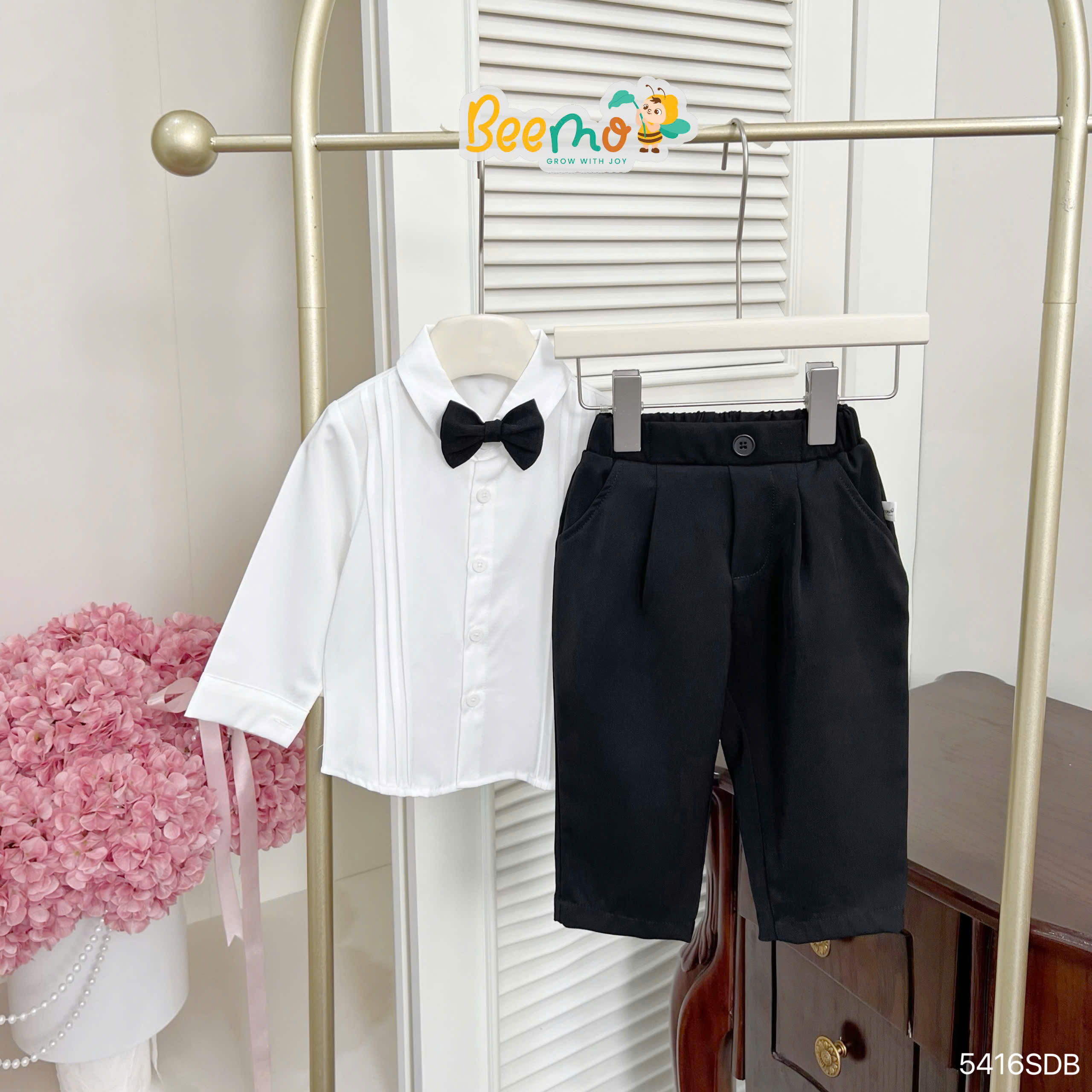 Quần âu phối cạp chất vải chéo Beemo