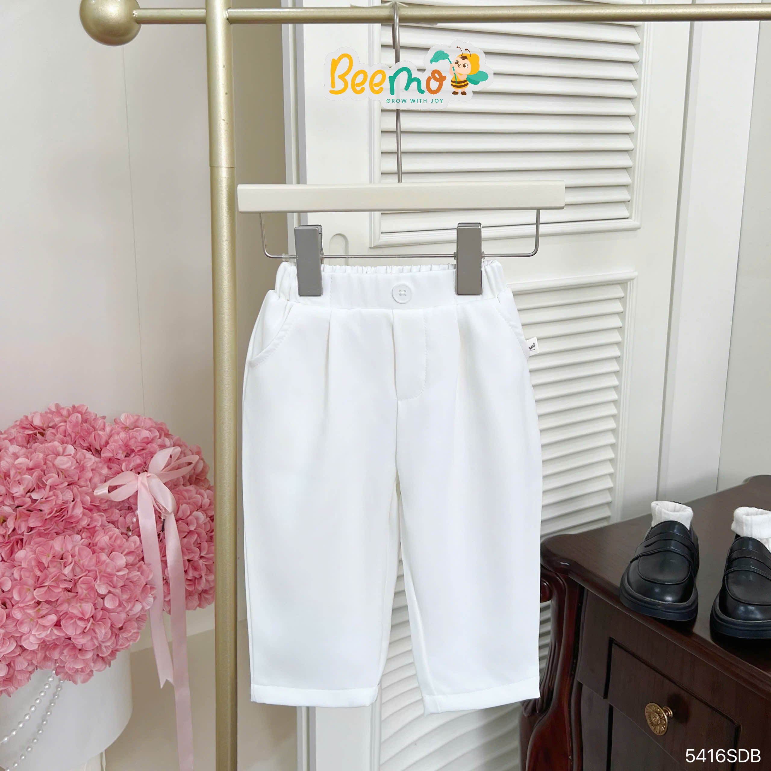 Quần âu phối cạp chất vải chéo Beemo