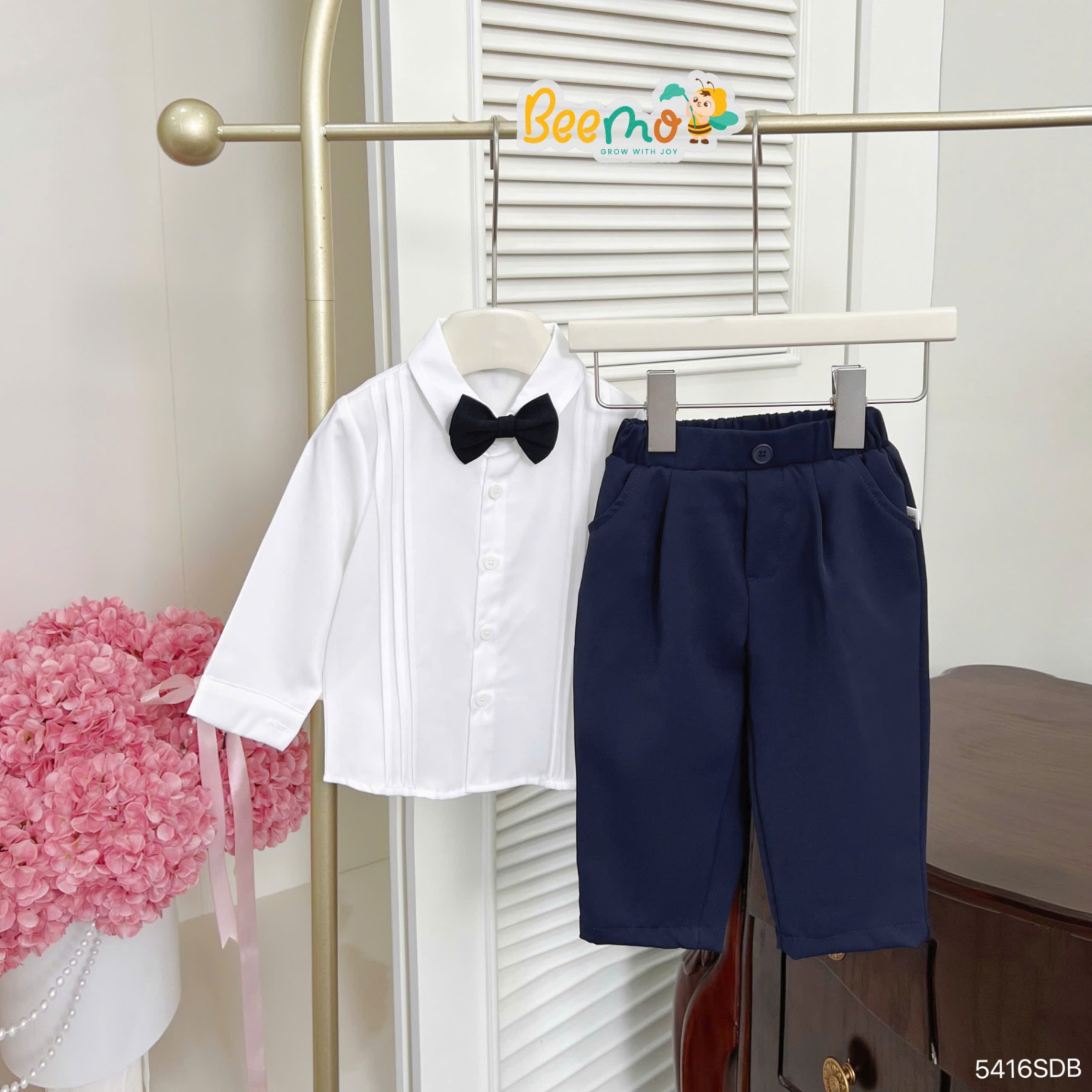 Quần âu phối cạp chất vải chéo Beemo