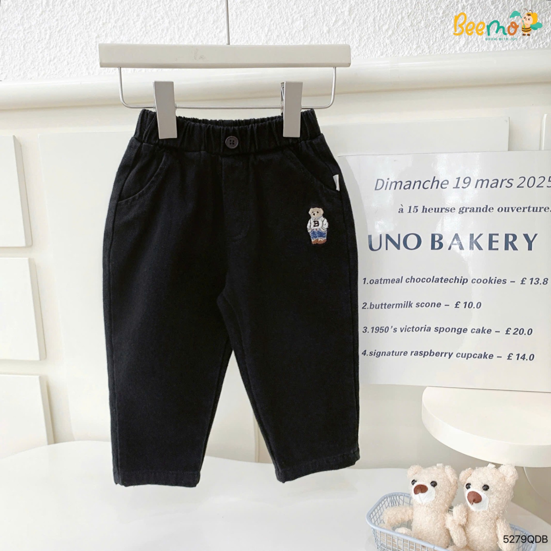 Quần dài kaki baggy thêu hình gấu Beemo