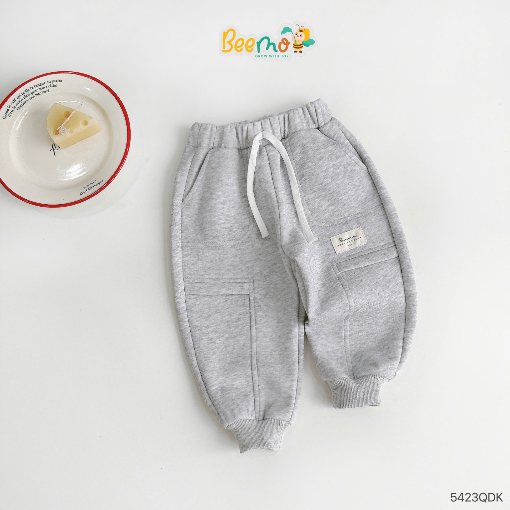Quần nỉ bo gấu phối tag Beemo