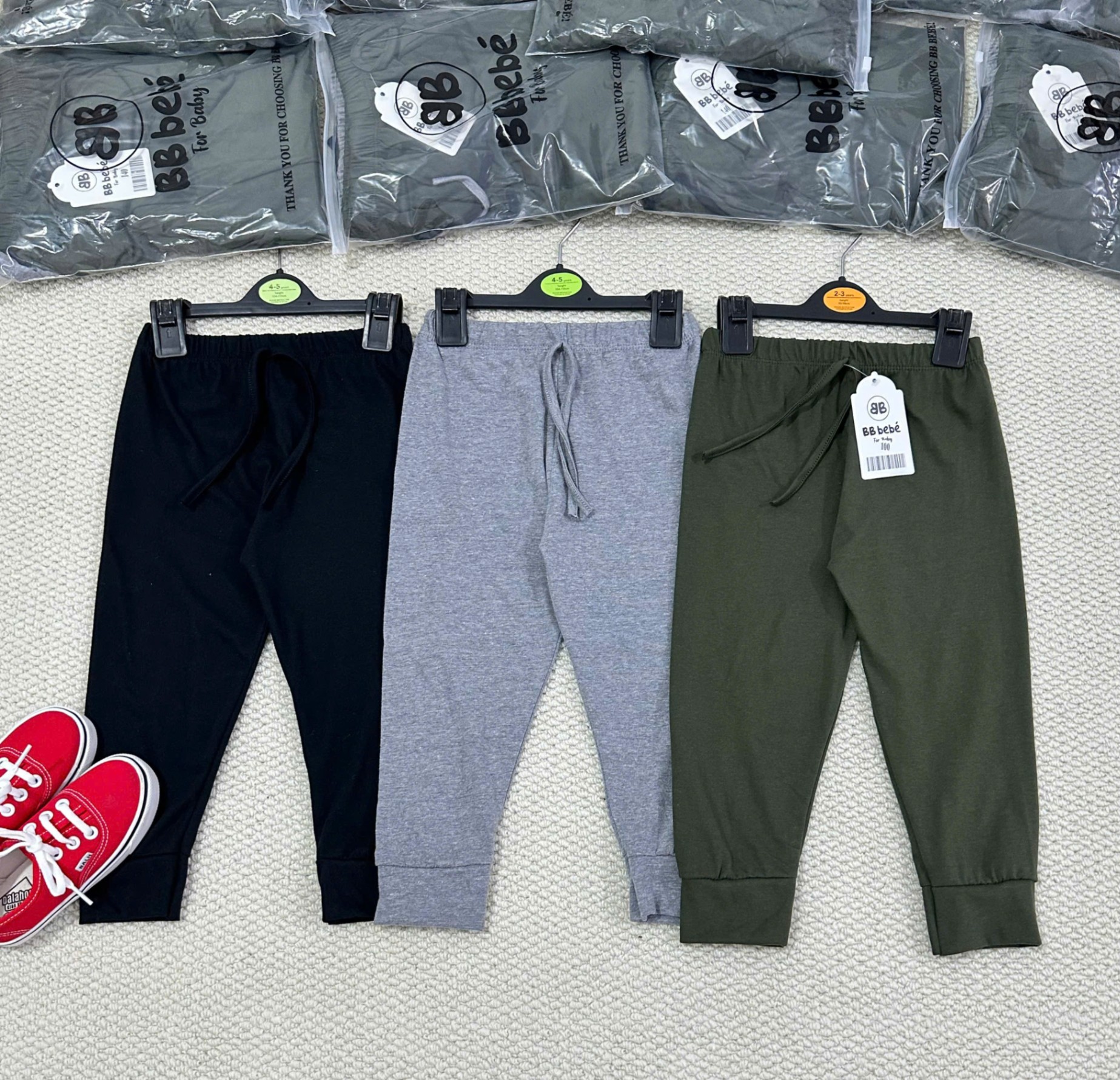Set 3 quần dài jogger cho bé trai VNXK