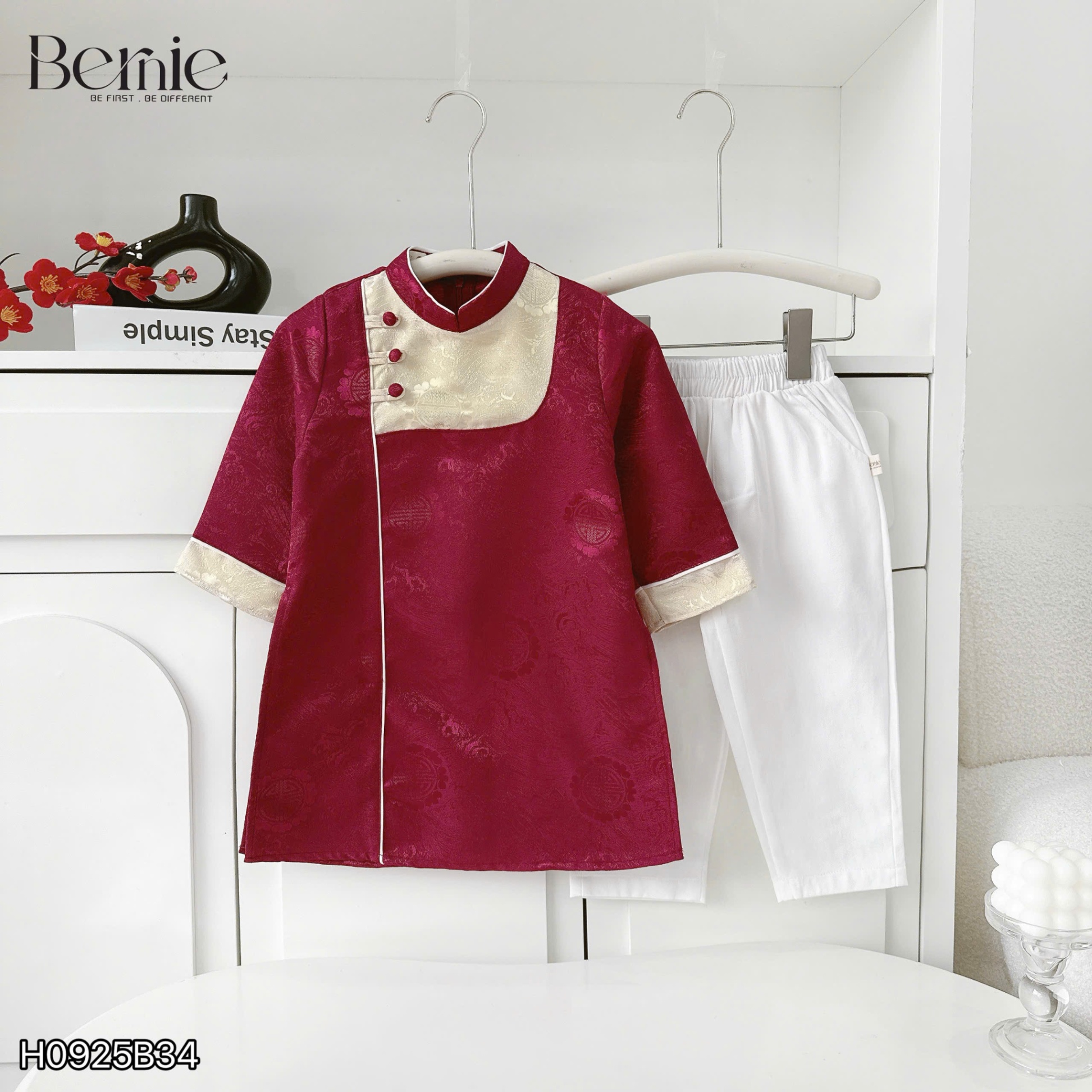 Set áo dài gấm kèm quần kaki minh quân Bernie