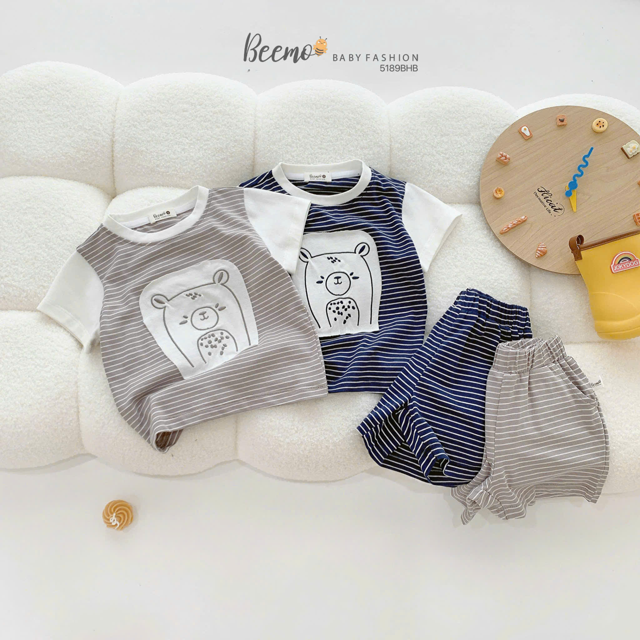 Set cộc tay kẻ ngang thêu hình lạc đà Beemo