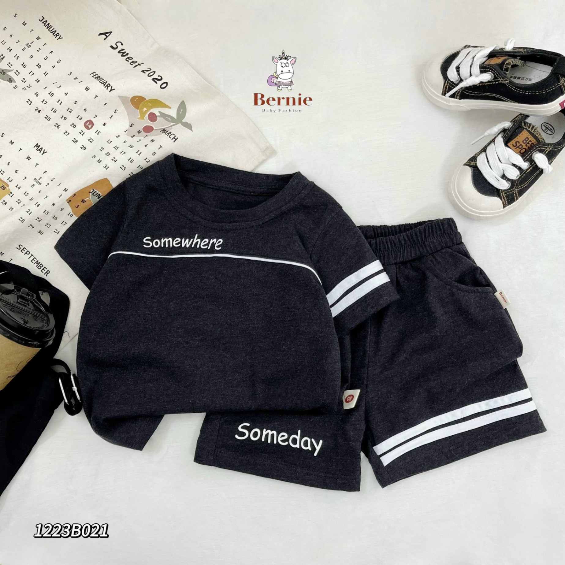 Set cotton cộc in chữ SomeWhere Bernie cho bé trai