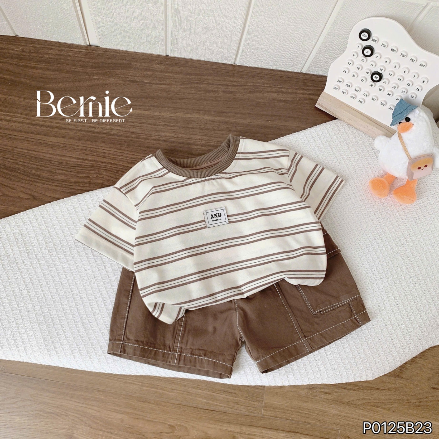Set kẻ ngang quần túi hộp Bernie