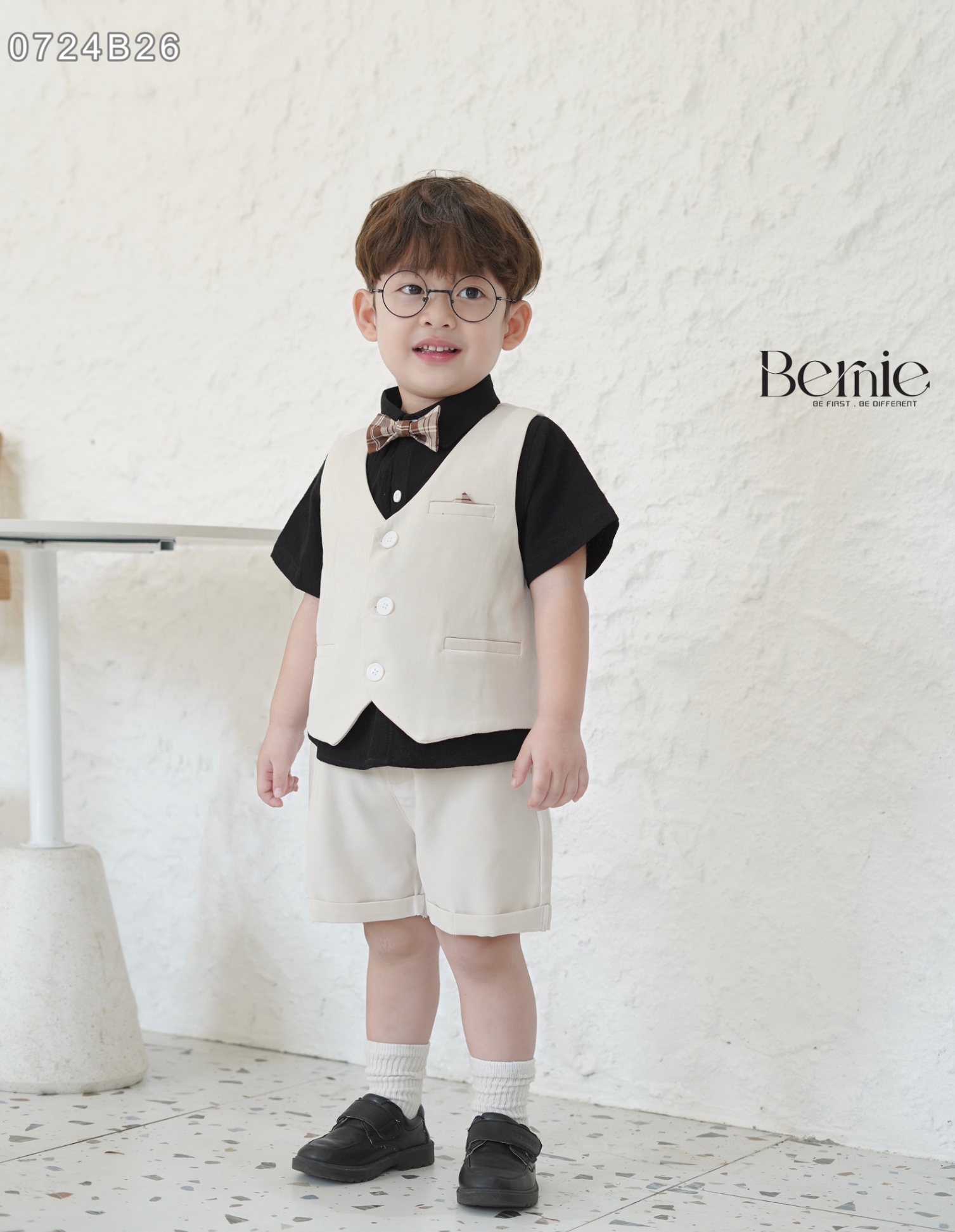 Set sơ mi cộc tay phối gile kèm nơ Bernie cho bé
