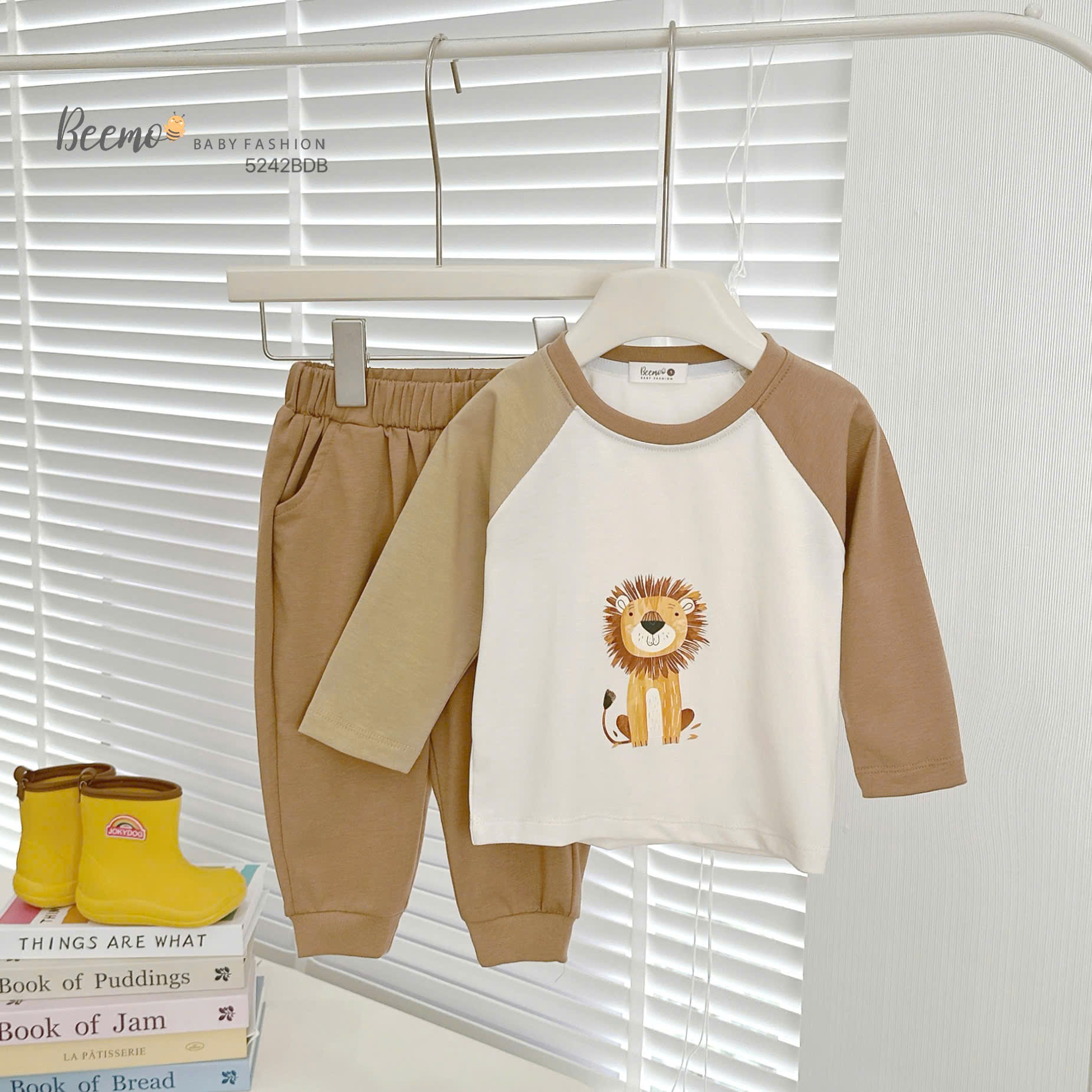 Set thun co giãn phối tay raglan in hình dễ thương Beemo
