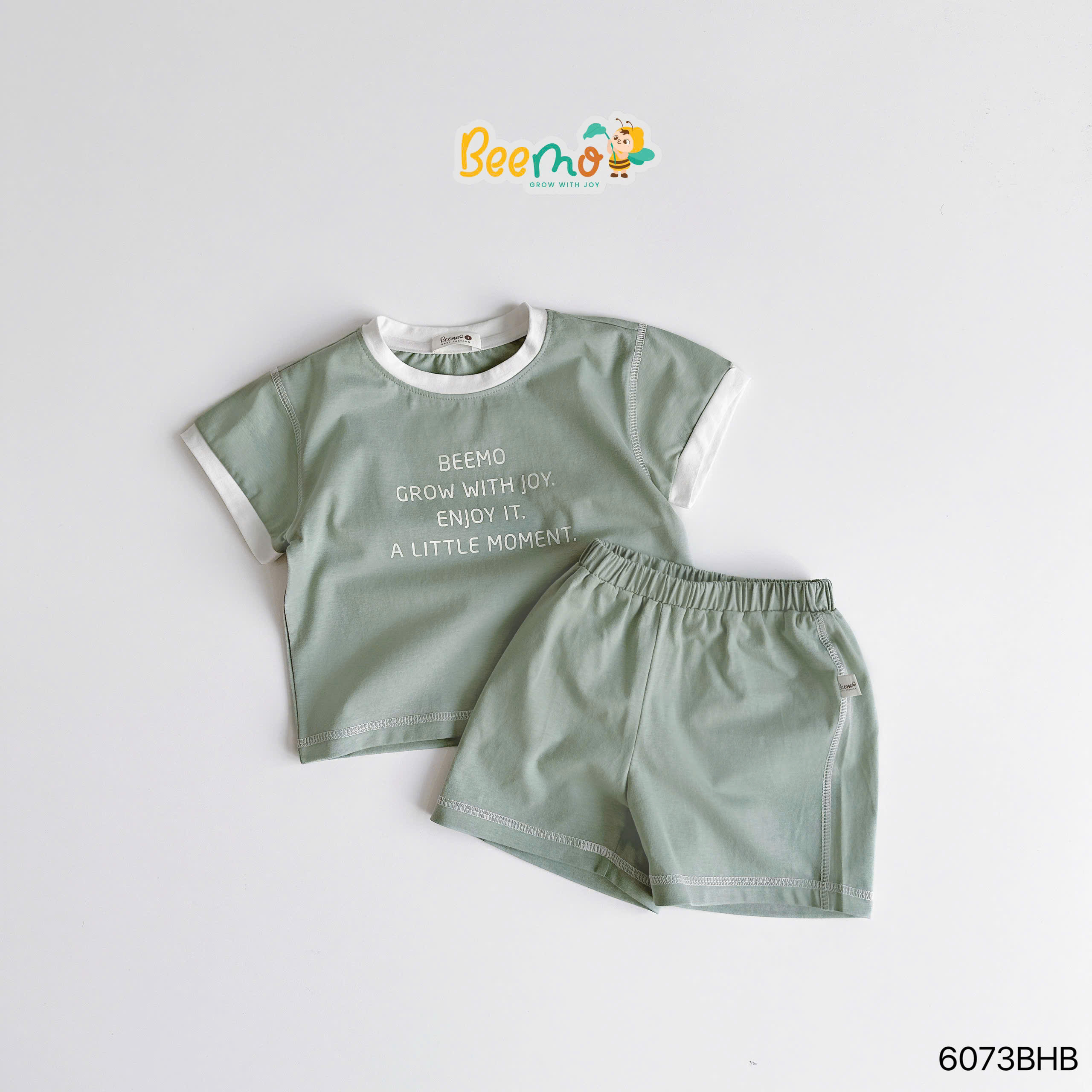 Set thun cộc tay chỉ nổi hình in chữ Beemo
