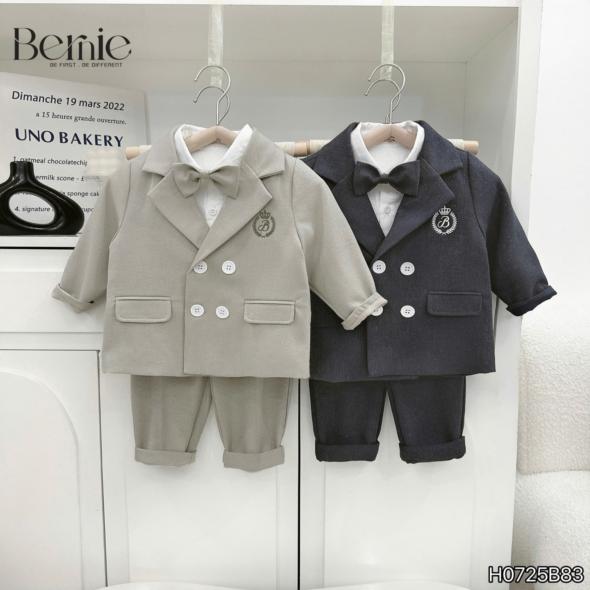 Set vest dài tay huy hiệu Bernie