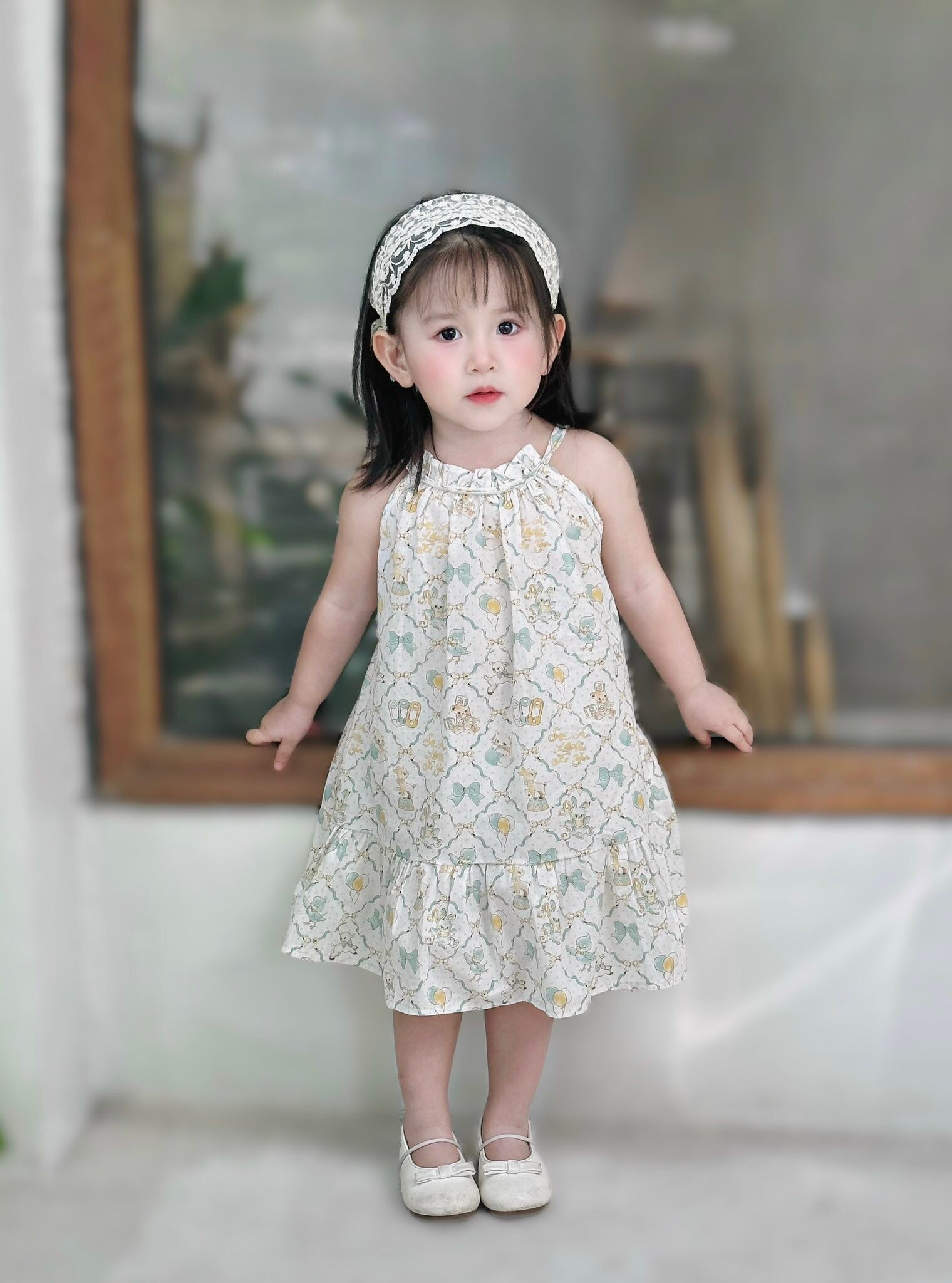 Váy 2 dây cổ yếm nhún bèo Mozi cho bé