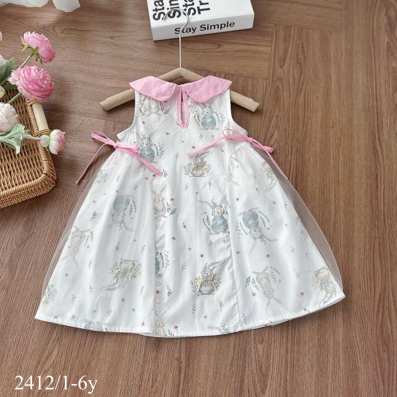 Váy cổ hoa nơ eo OPKIDS