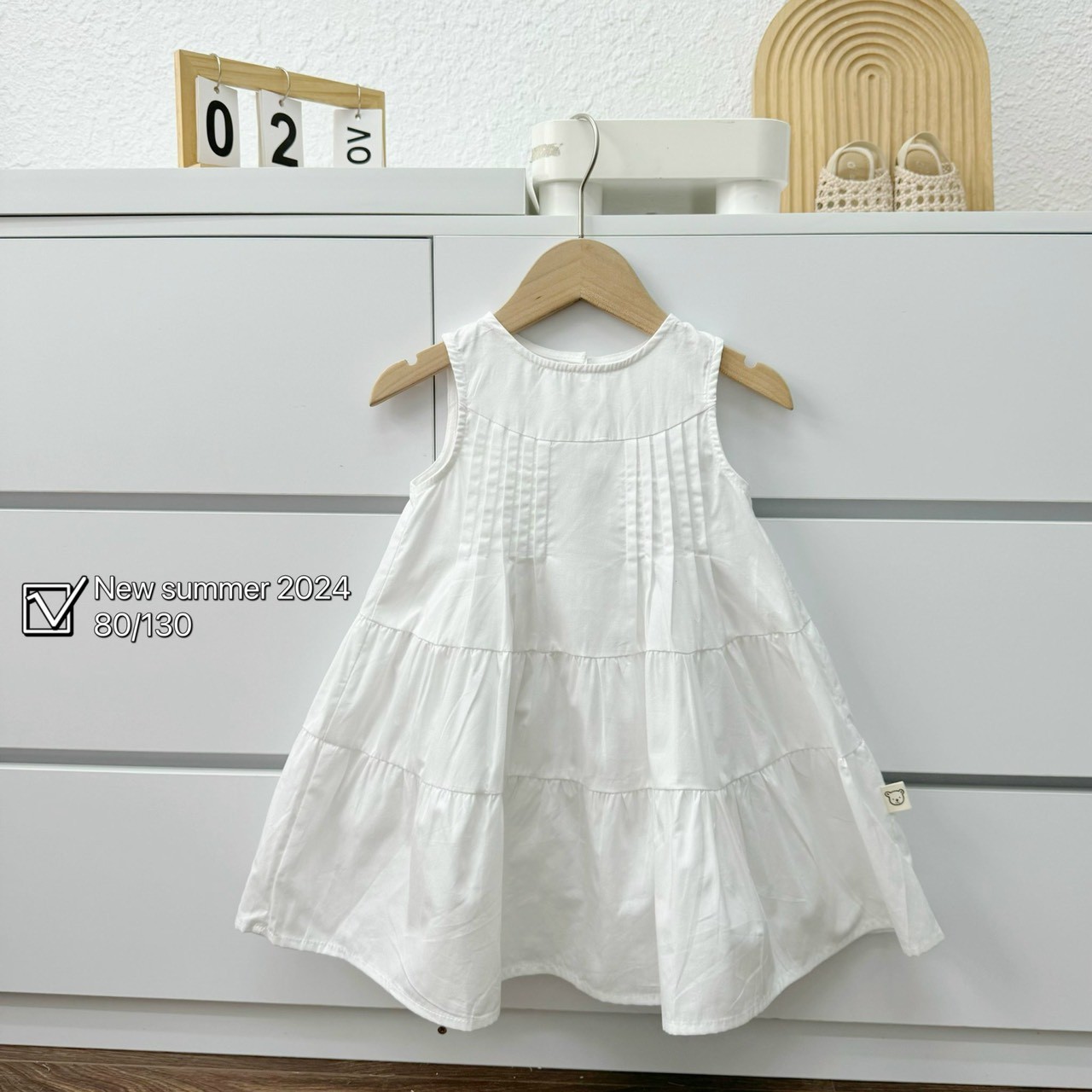 Váy thô lụa sát nách xếp li phom nhỡ Mozi cho bé gái