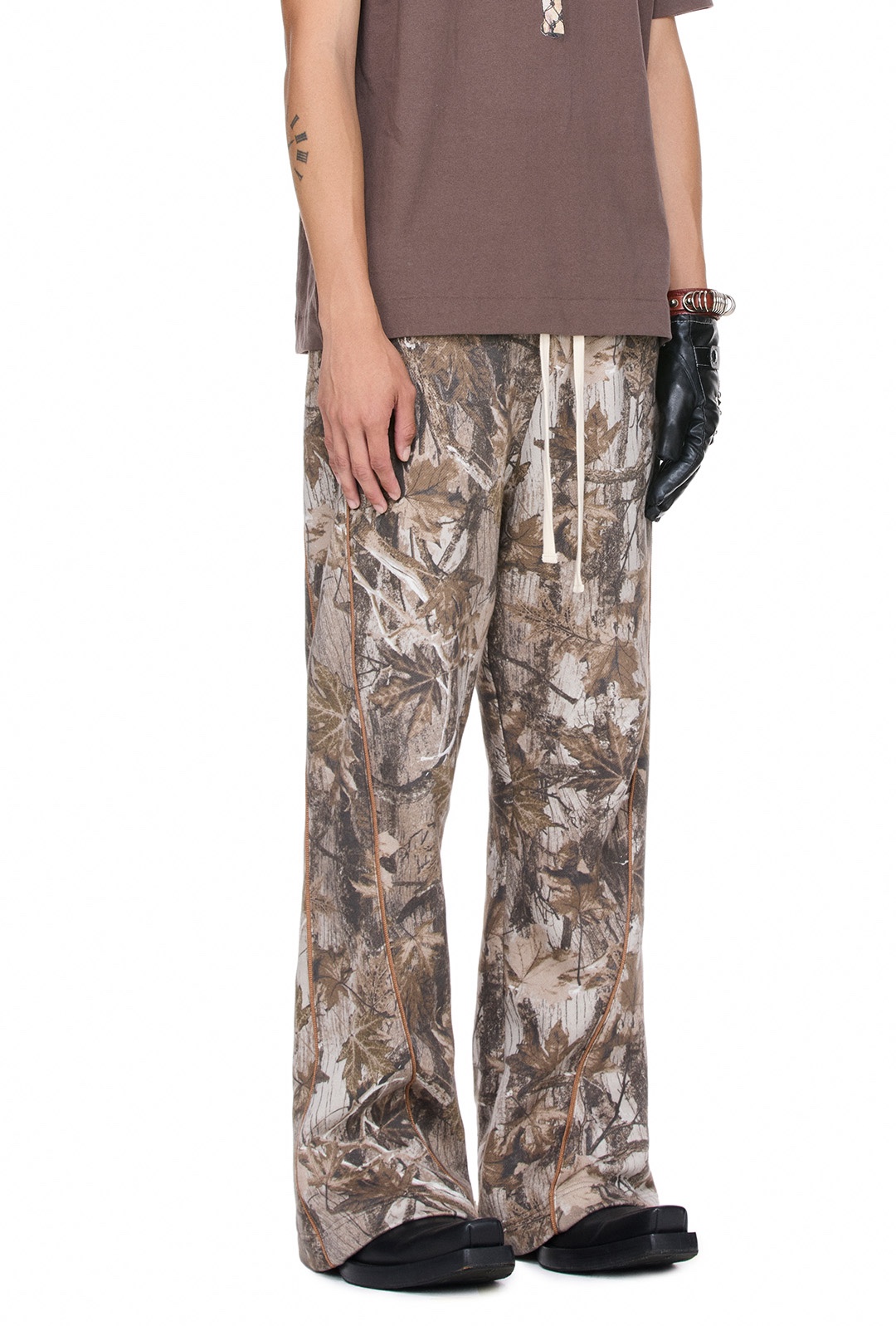 BEUTER® FLARE SWEATPANTS - CAMO