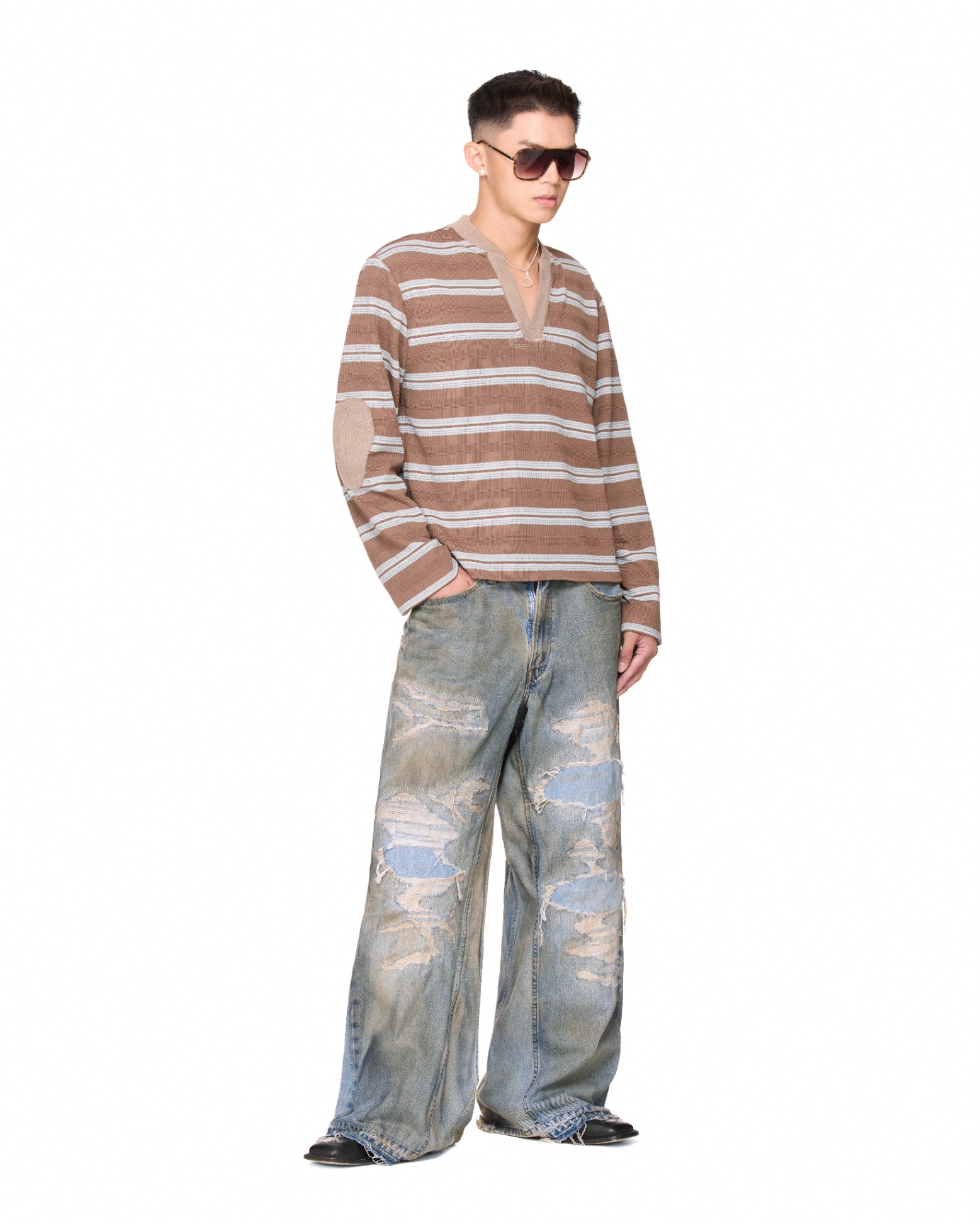 BEUTER® STRIPED ELBOW PATCH SWEATER - MOCHA
