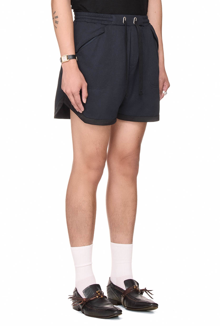 BEUTER® RELAXED SUITE SHORTS - BLACK