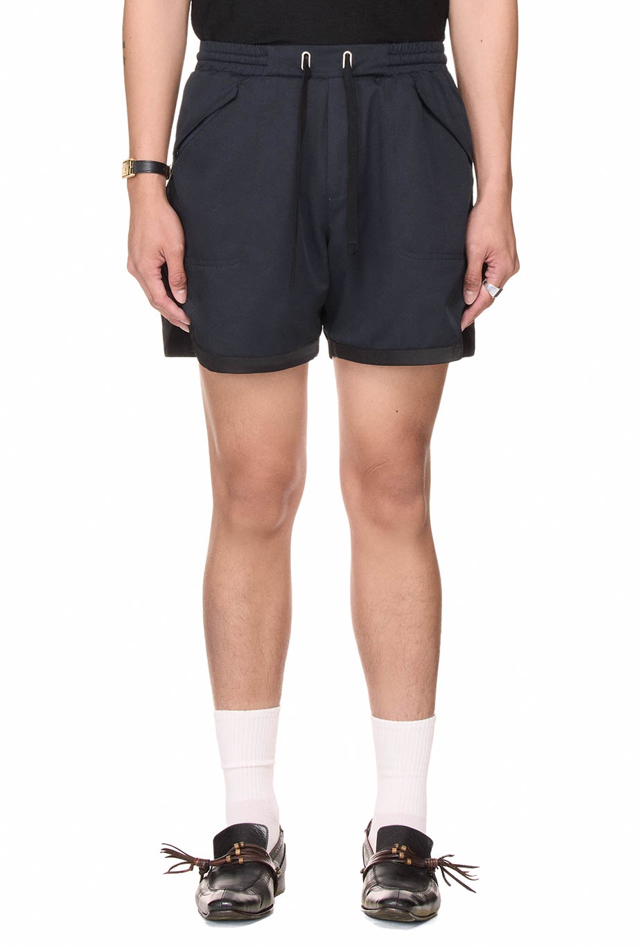 BEUTER® RELAXED SUITE SHORTS - BLACK
