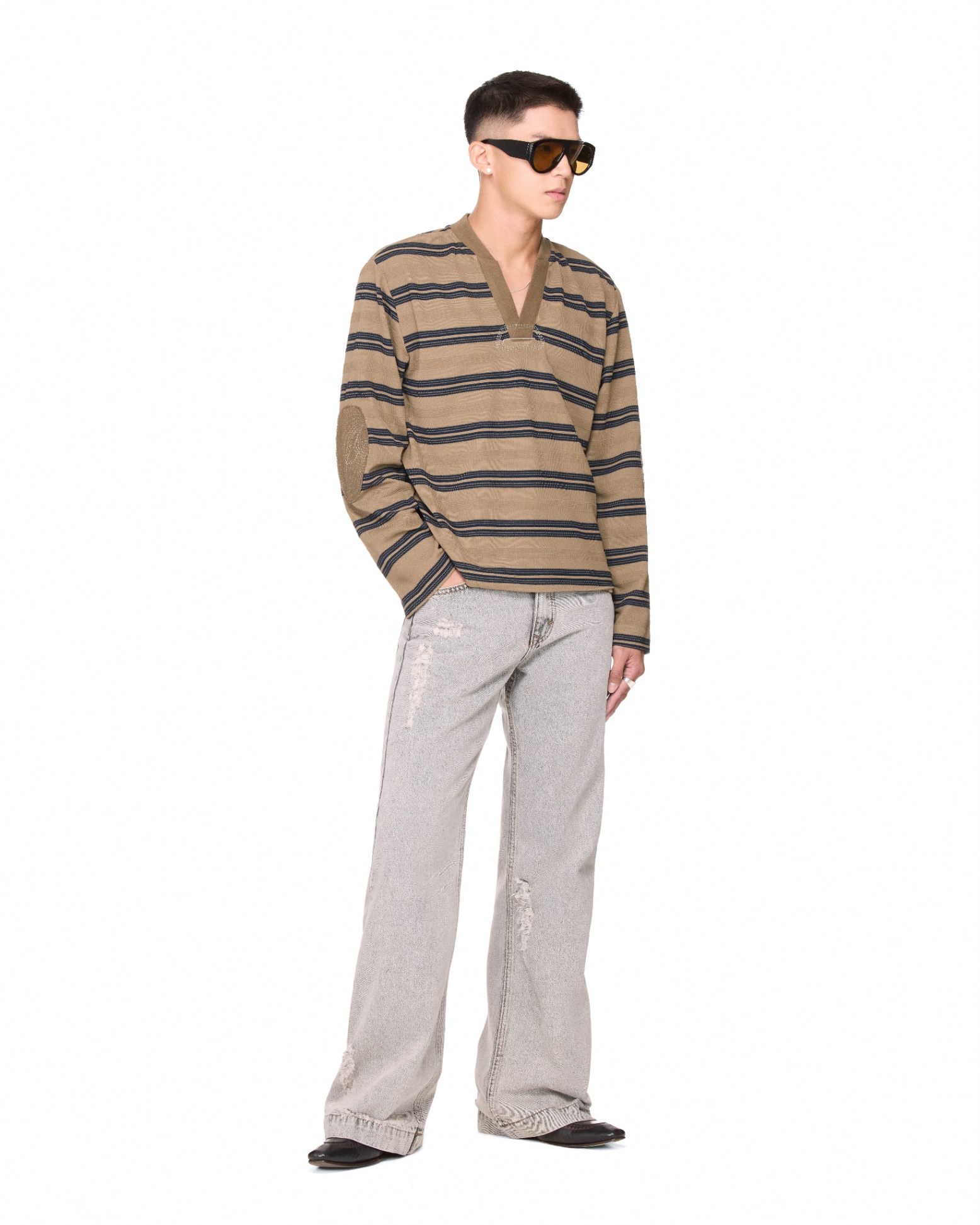 BEUTER® STRIPED ELBOW PATCH SWEATER - TAUPE GRAY
