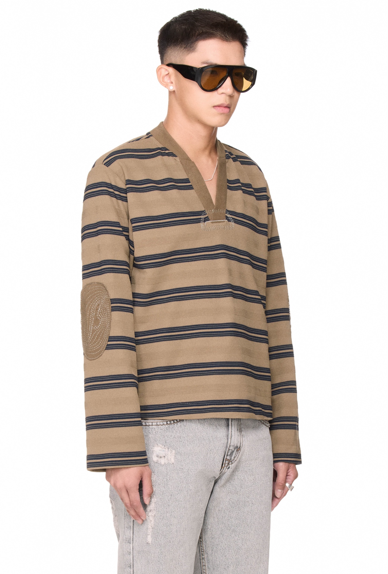 BEUTER® STRIPED ELBOW PATCH SWEATER - TAUPE GRAY