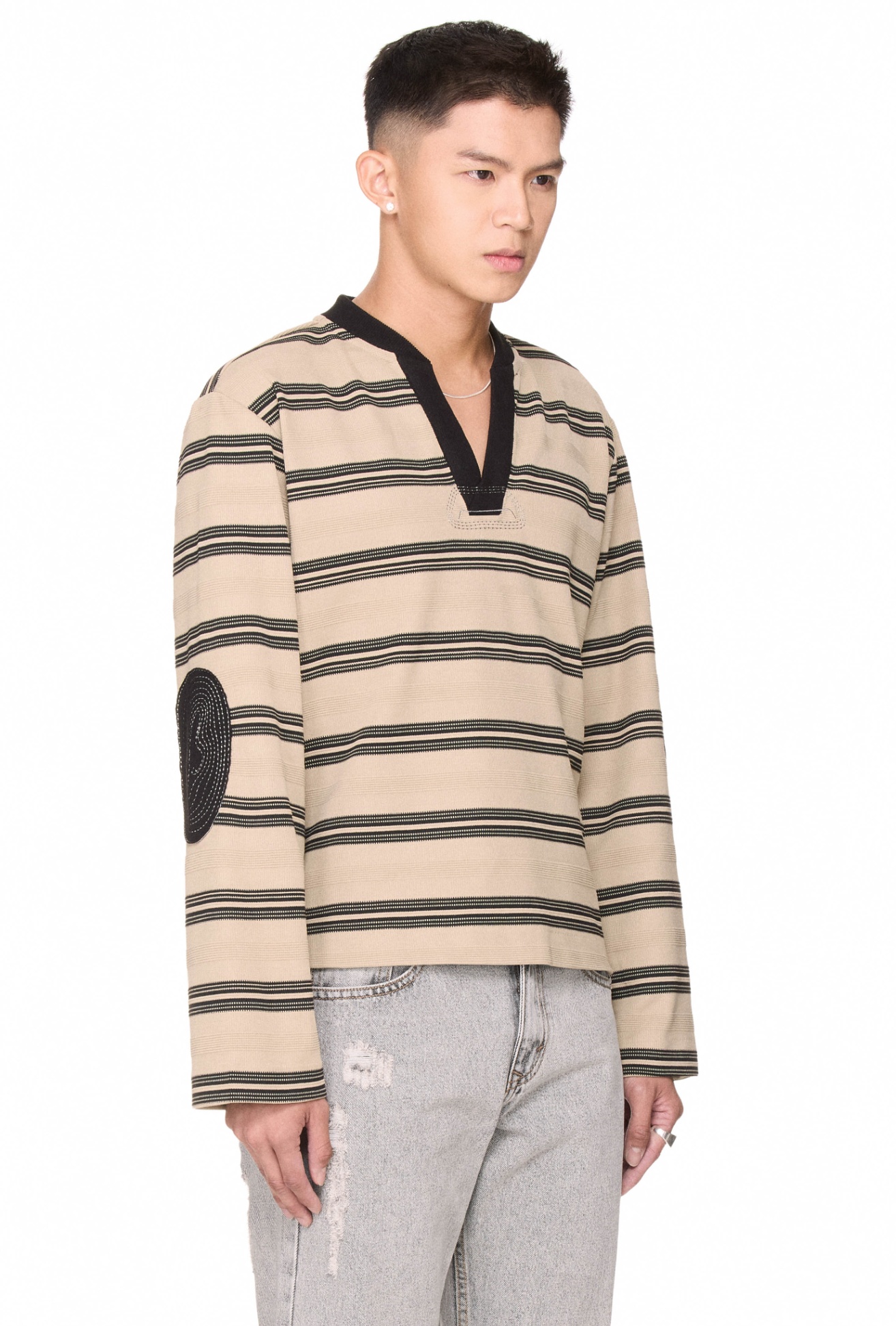 BEUTER® STRIPED ELBOW PATCH SWEATER - GRULLO