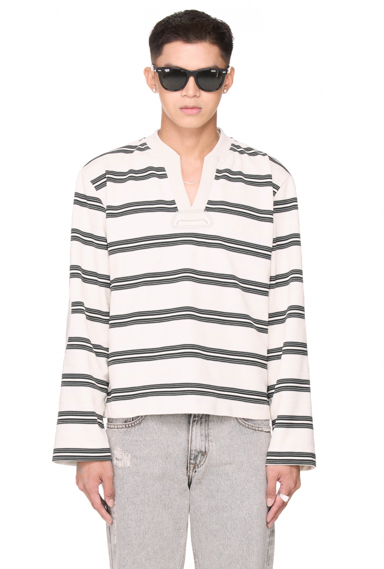 BEUTER® STRIPED ELBOW PATCH SWEATER - WHITE