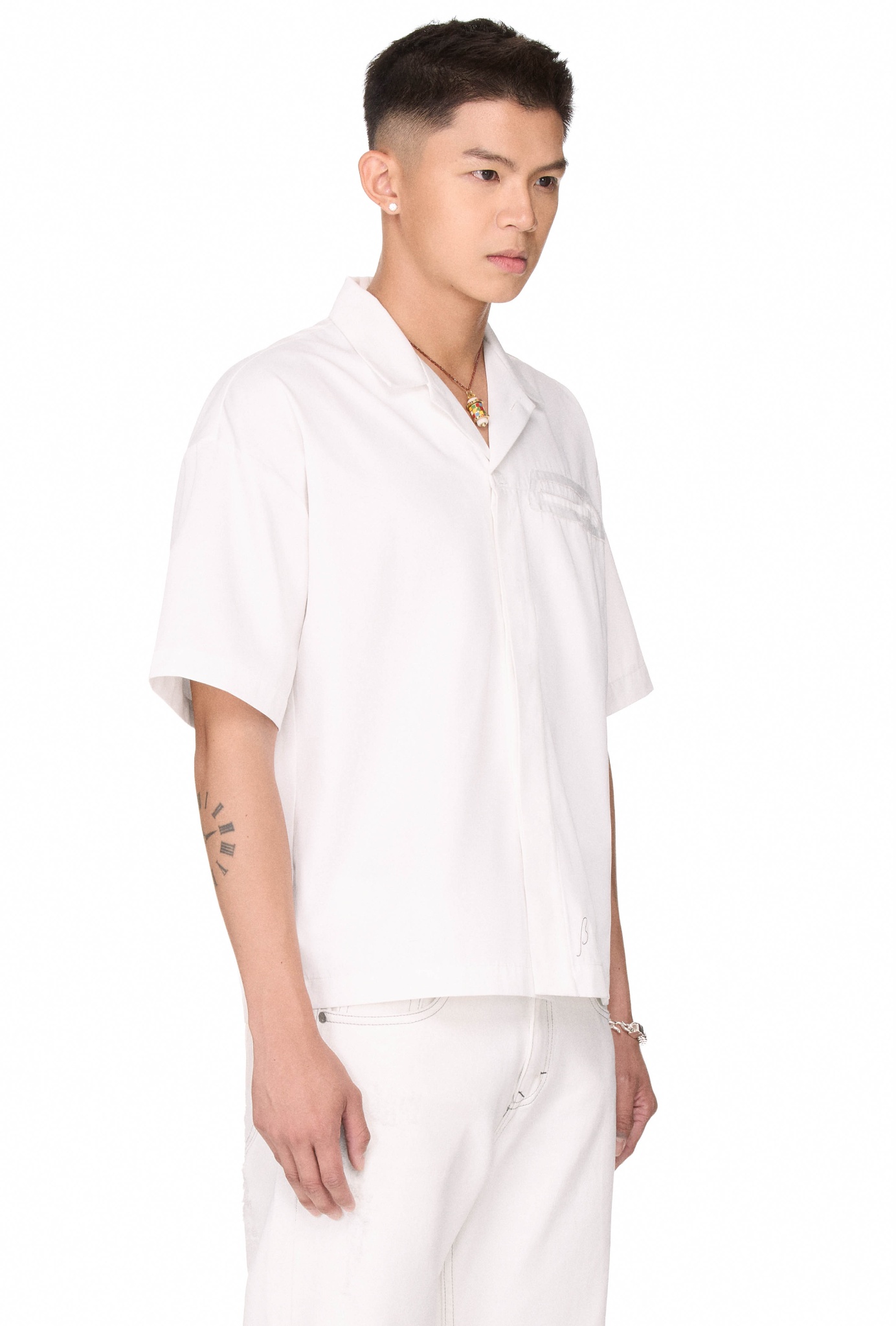 BEUTER® APPLIQUÉ BUTTON UP SHIRT - WHITE