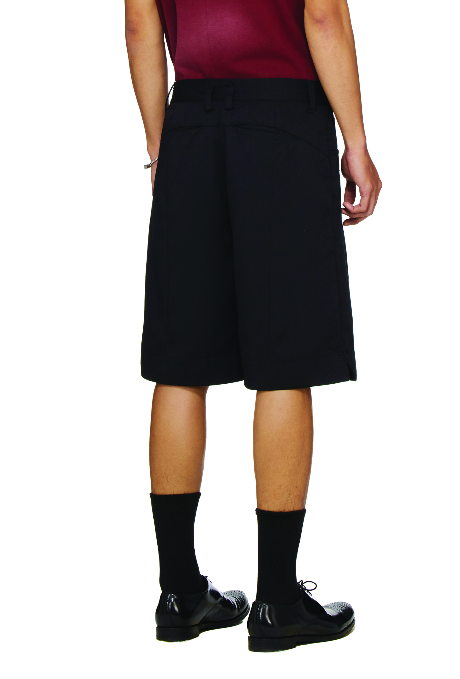 BEUTER® PLEATED SHORTS - BLACK