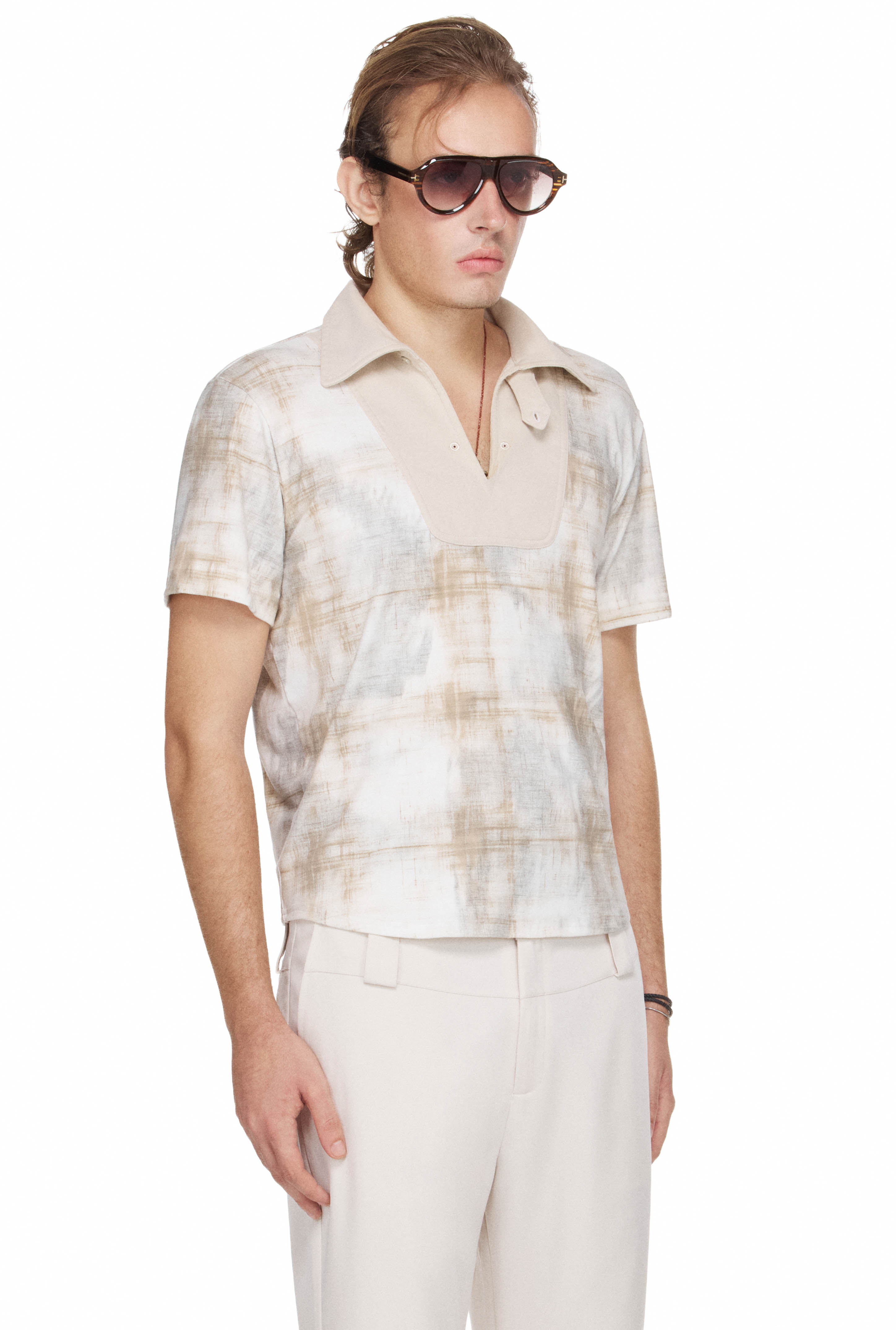BEUTER® SHAPED RELAXED FIT COLLARED SPLIT-NECK POLO - BEIGE
