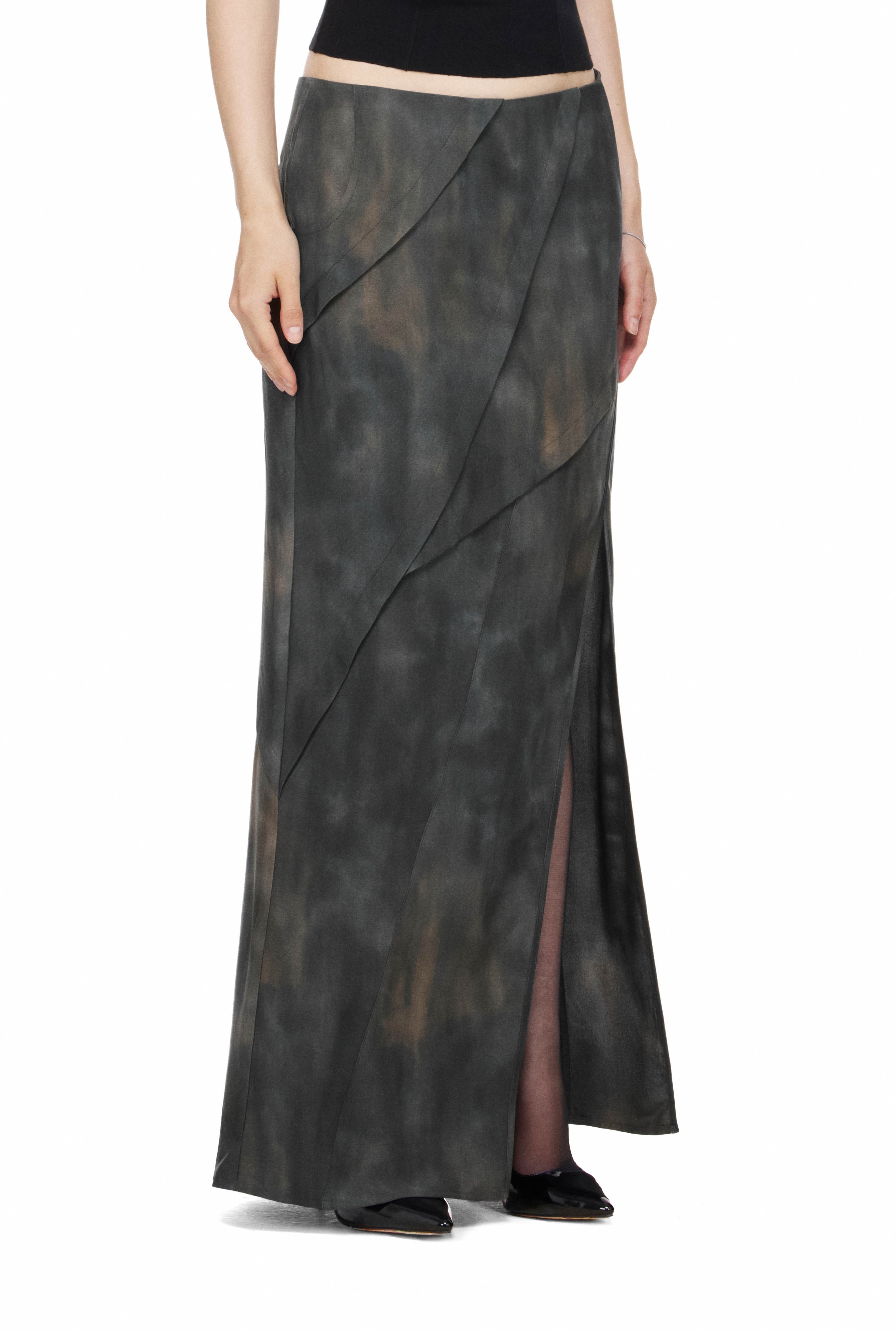 BEUTER® WMNS THIGH-SLIT MAXI SKIRT - BLACK