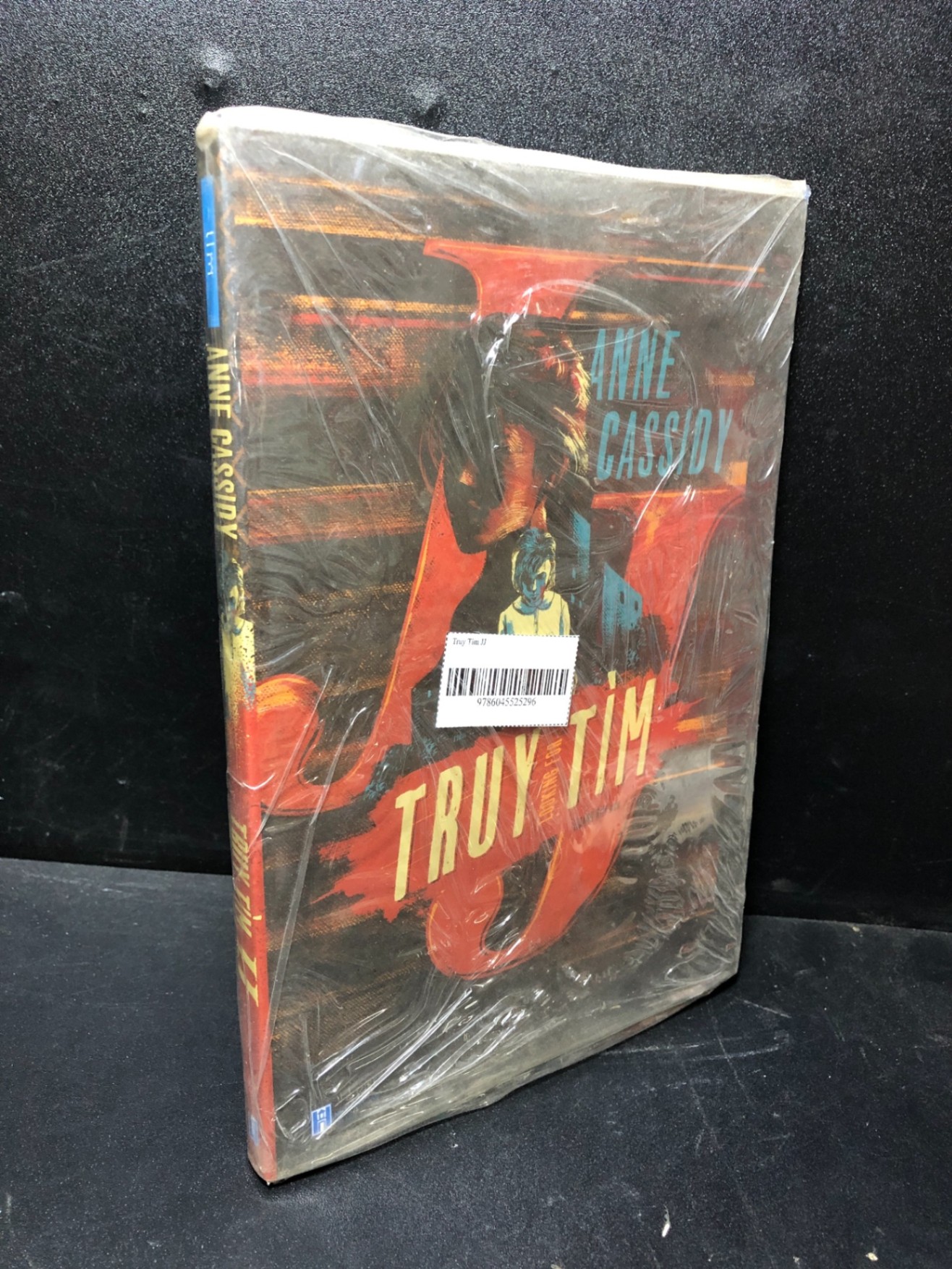 Truy tìm JJ Anne Cassidy mới 90% HCM1711 (NSX)