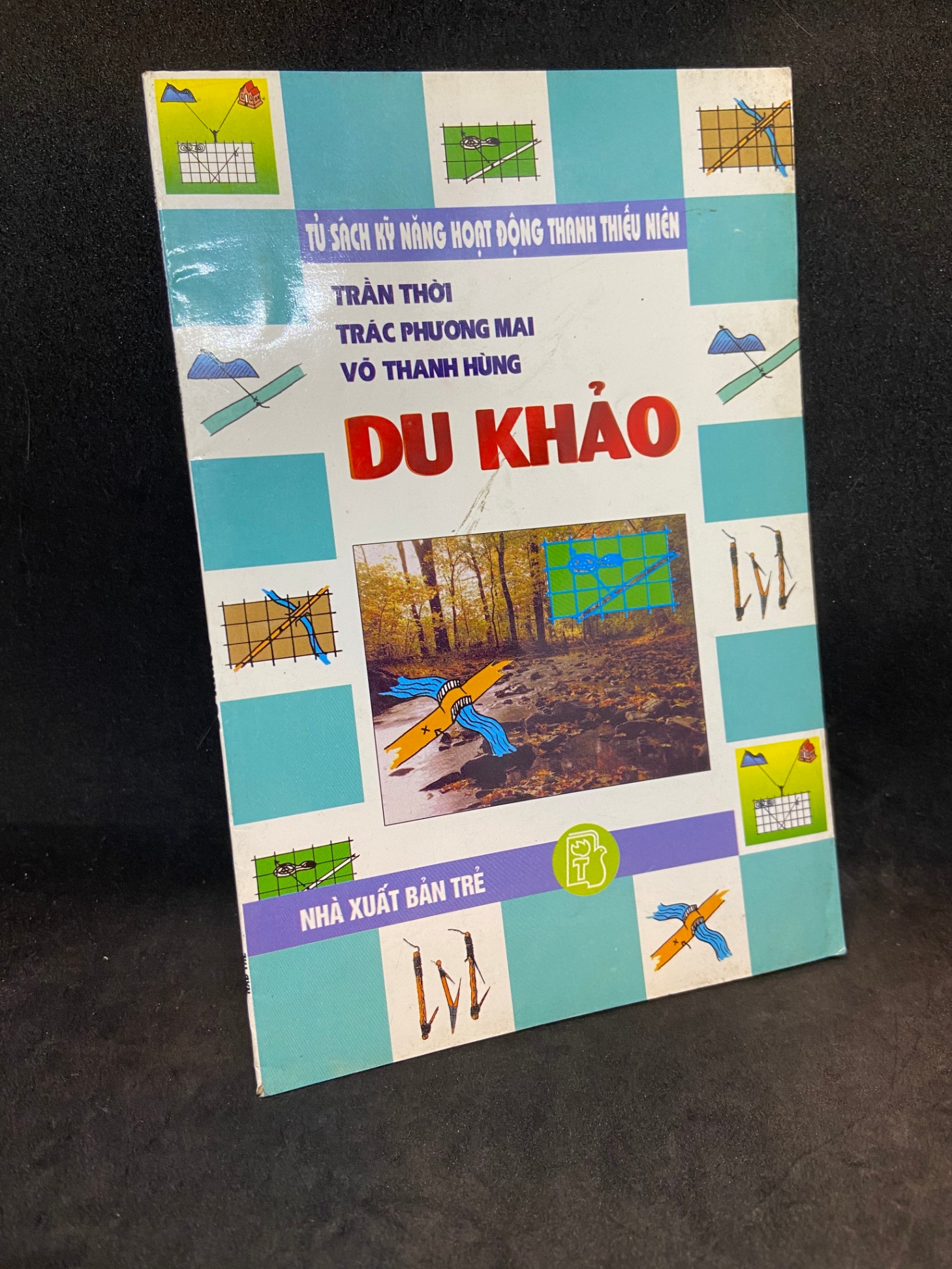 Du khảo Tủ sách kỹ năng hoạt động thanh thiếu niên Mới 80% SBM1002