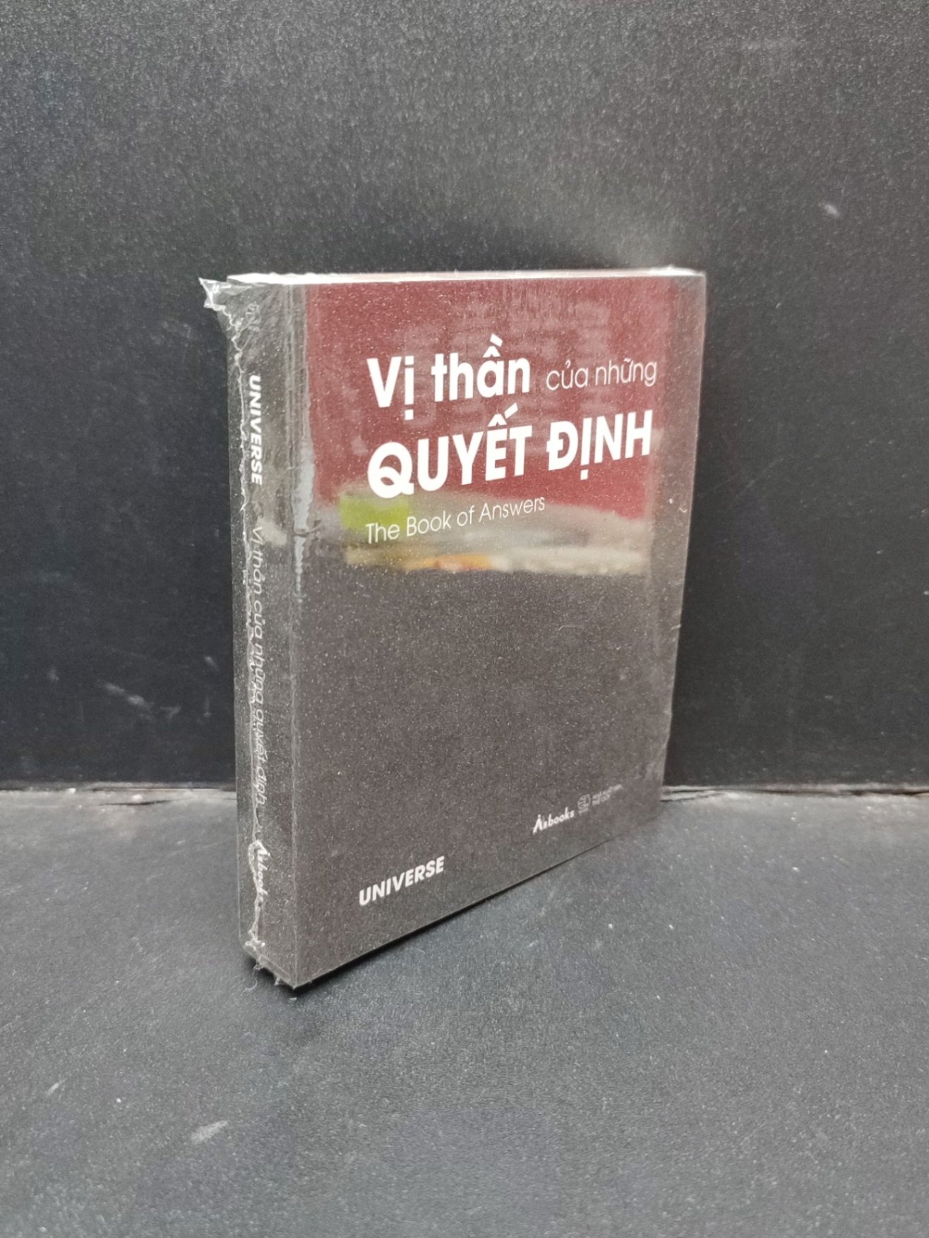 Vị Thần Của Những Quyết Định Universe mới 100% khổ nhỏ HCM1304 văn học