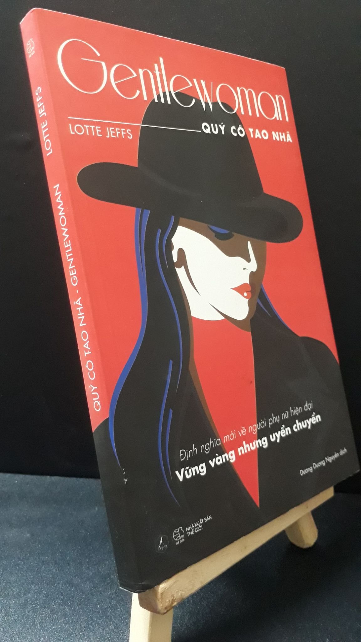 Quý cô tao nhã - Gentlewoman 2021 - Lotte Jeffs (highlight) new 90% HCM.DTB1906 (NSX)