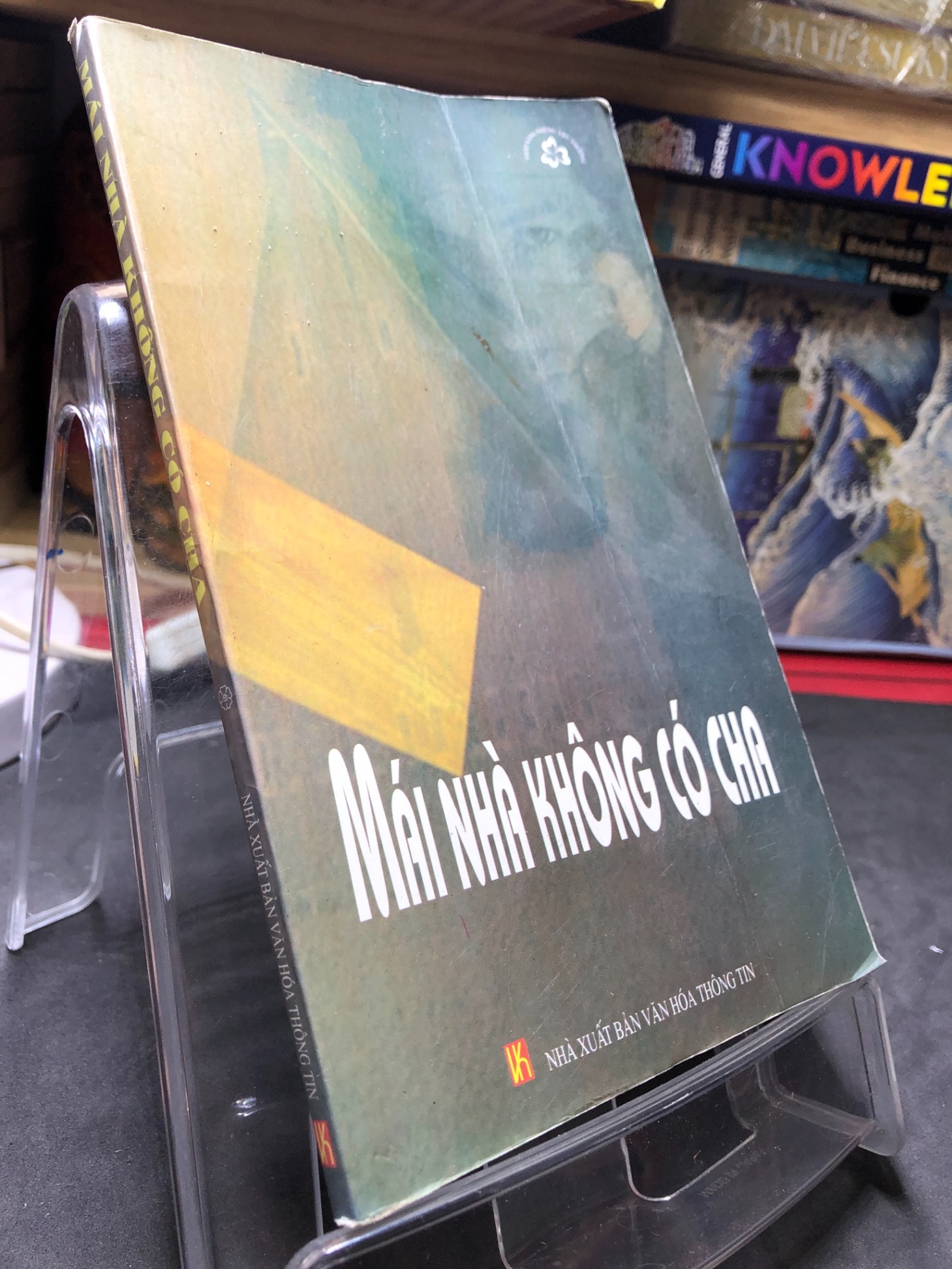 Mái nhà không có cha 2005 mới 70% ố bẩn nhẹ Nhiều tác giả HPB0906 SÁCH VĂN HỌC (NSX)