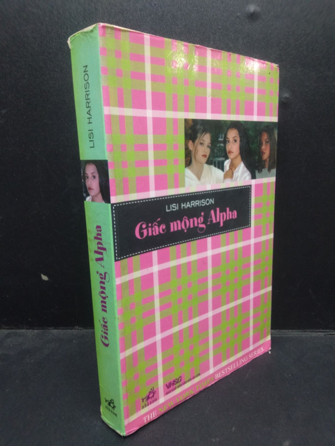 Giấc mộng Alpha - Lisi Harrison 2009 mới 70% ố bẩn HCM2504 văn học (NSX)