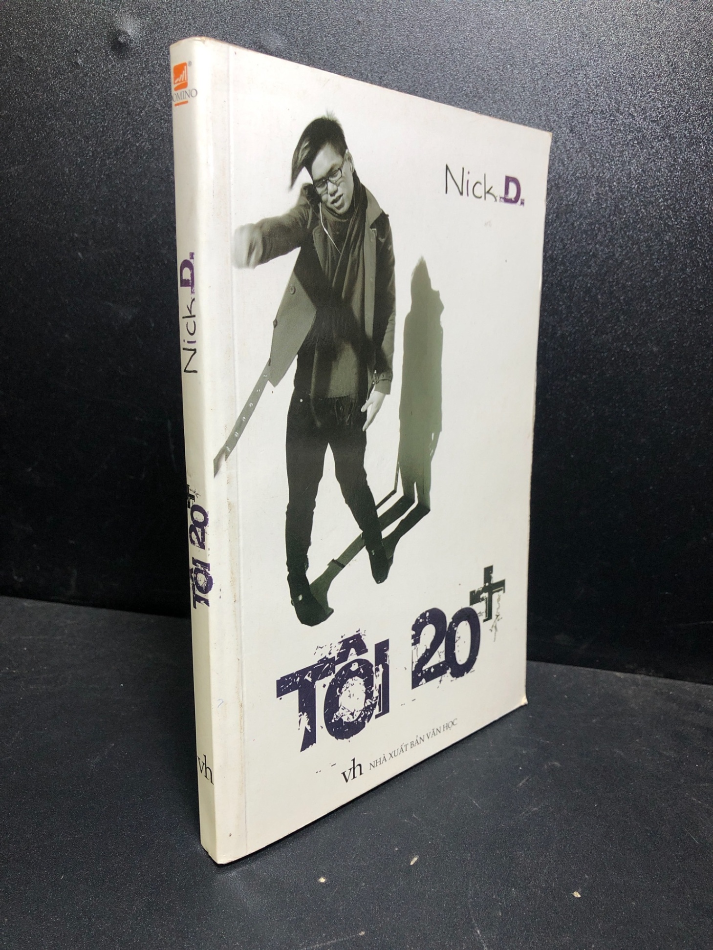 Tôi 20+ 2008 Nick D mới 85% ố nhẹ (văn học) HCM0101 (NSX)