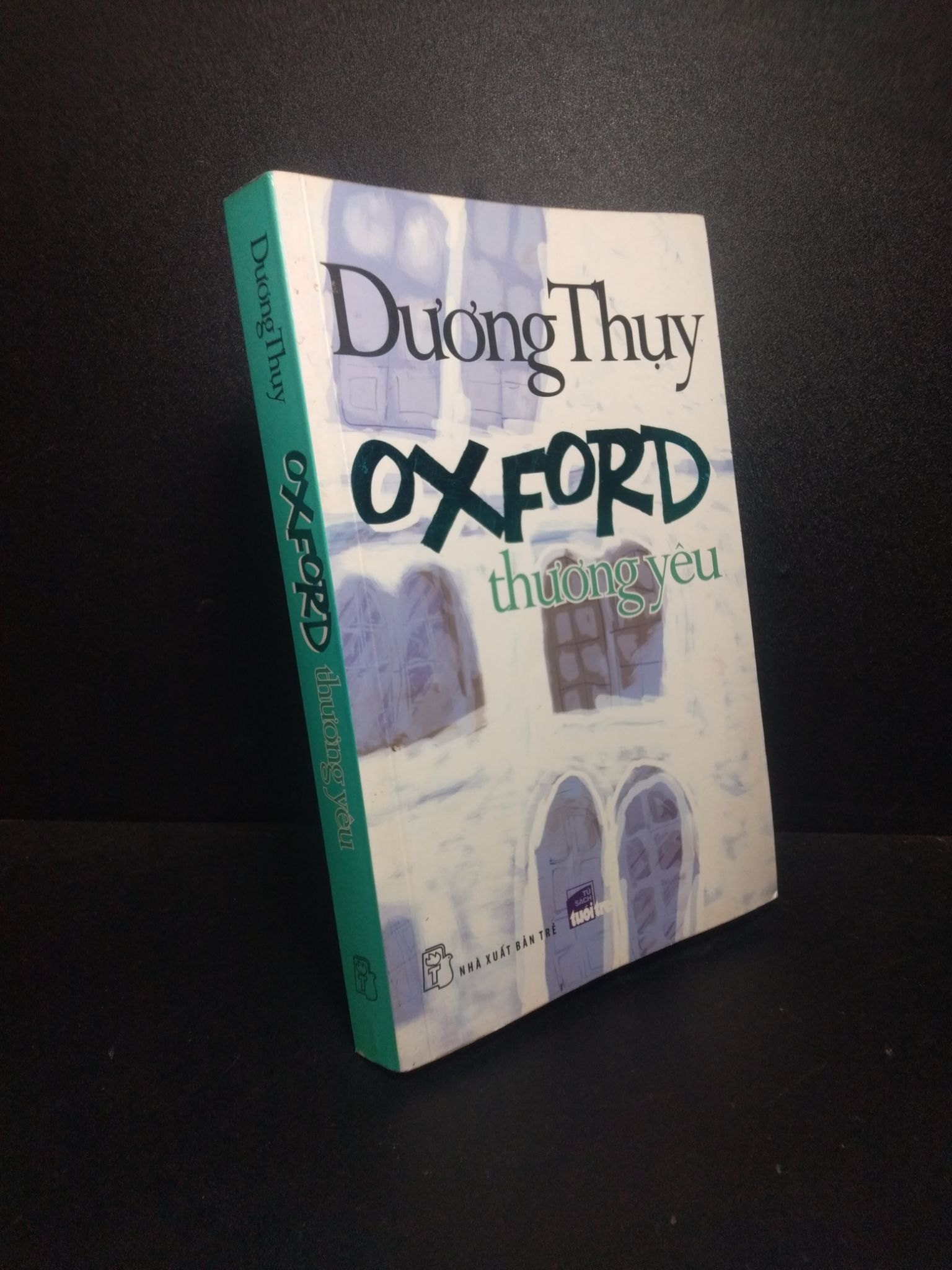 Oxford thương yêu Dương Thụy 2013 mới 50% ố vàng, ẩm, quăn giấy HCM0611 (NSX)