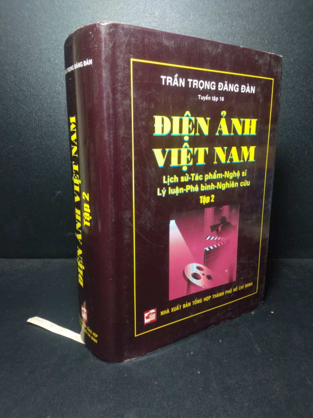 Điện ảnh Việt Nam bìa cứng tập 2 Trần Trọng đăng đàn 2011 mới 80%, mốc nhẹ ố nhẹ HCM0611 (NSX)