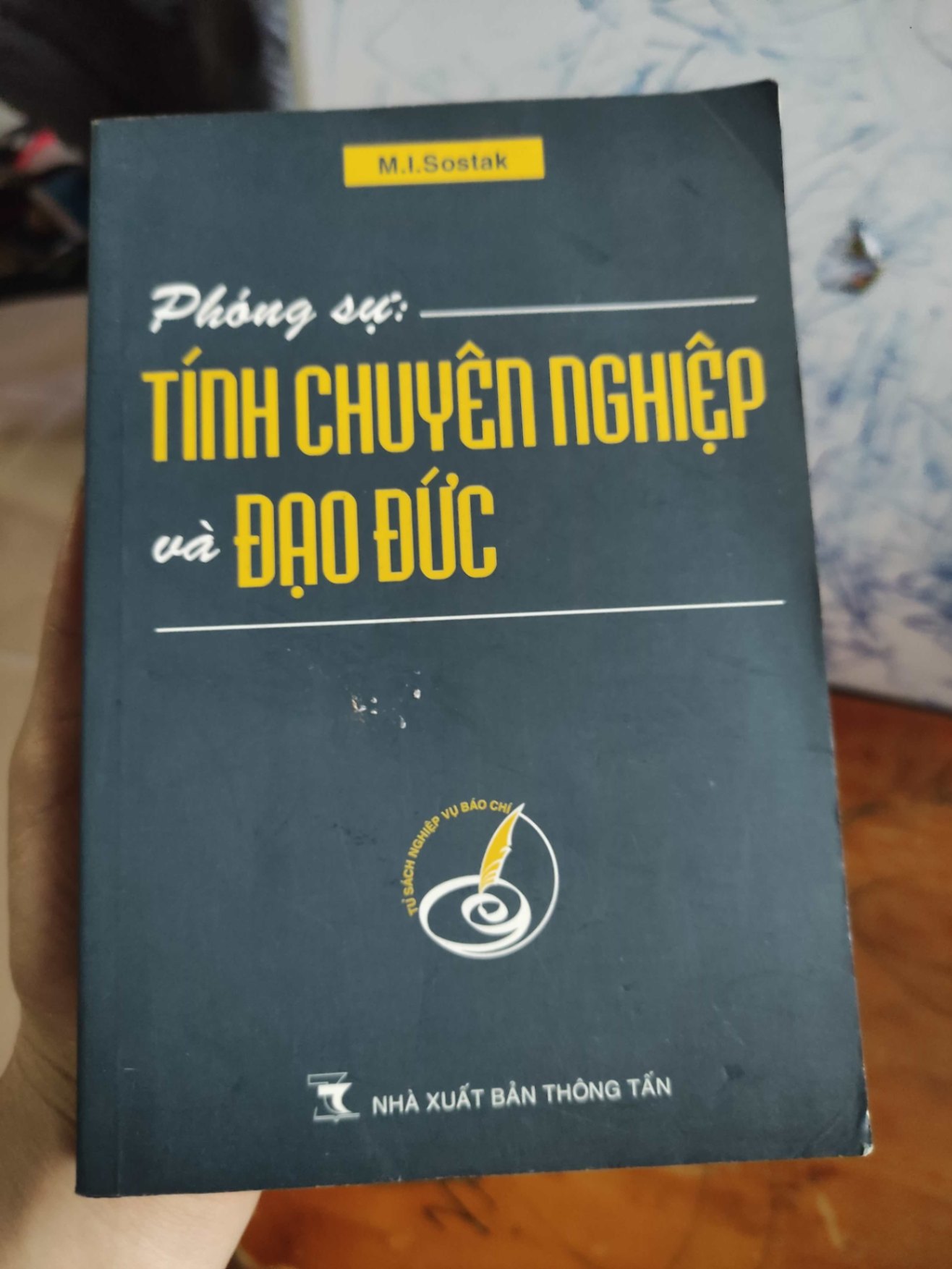 Phóng sự tính chuyên nghiệp và đạo đứcHCM01/03 (NSX)