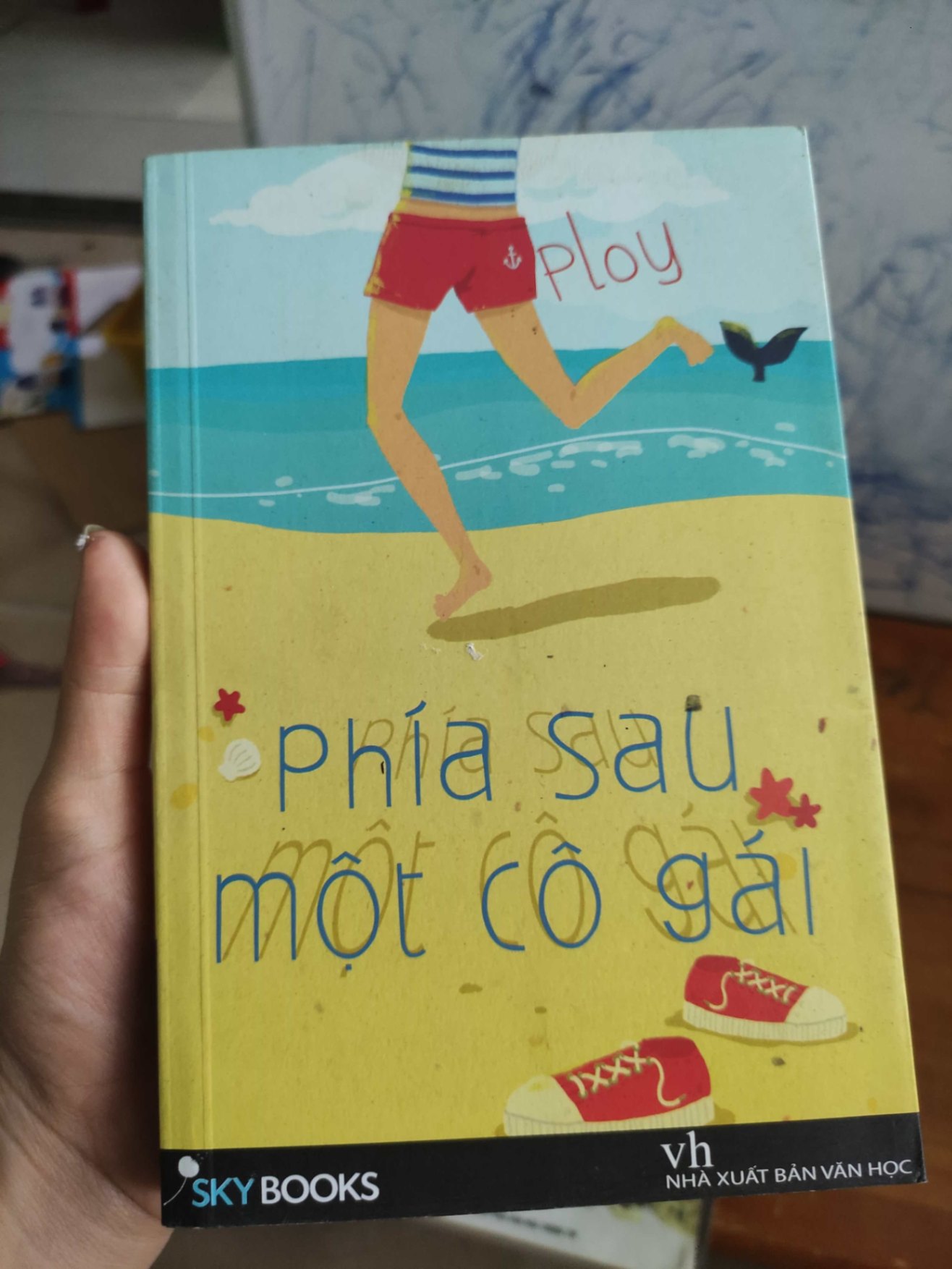 Phía sau một cô gái - PloyHCM01/03