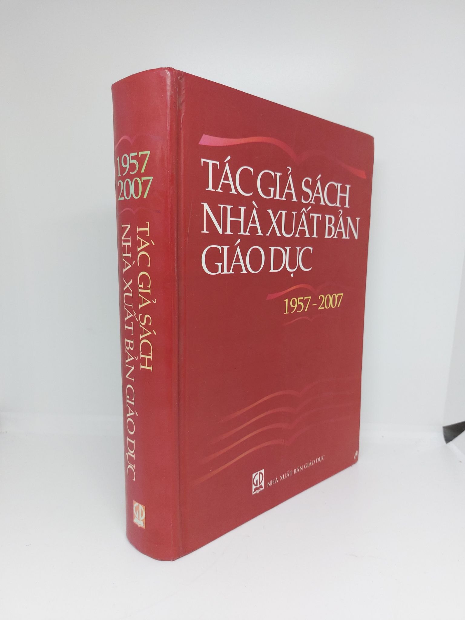 Tác giả sách nhà xuất bản Giáo dục 1957 2007 mới 80% bìa cứng HCM.ANTQ1409 (NSX)