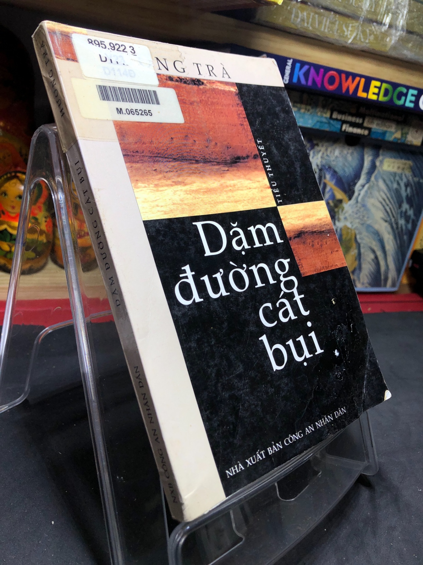 Dặm đường cát bụi 2003 mới 70% ố bẩn nhẹ Hương Trà HPB0906 SÁCH VĂN HỌC (NSX)