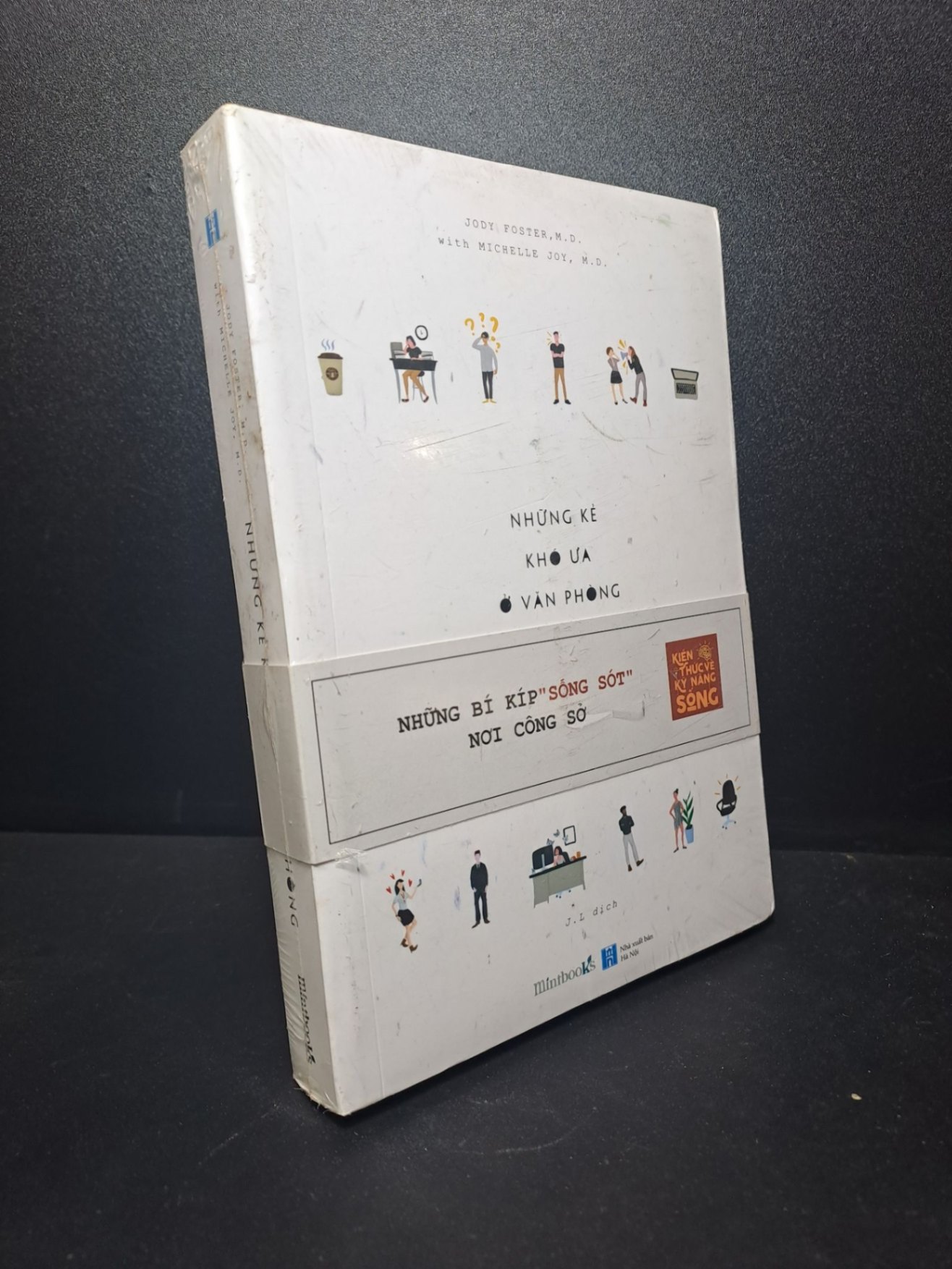 Những kẻ khó ưa ở văn phòng mới 90% còn seal bị ố HCM0510 (NSX) (NSX)