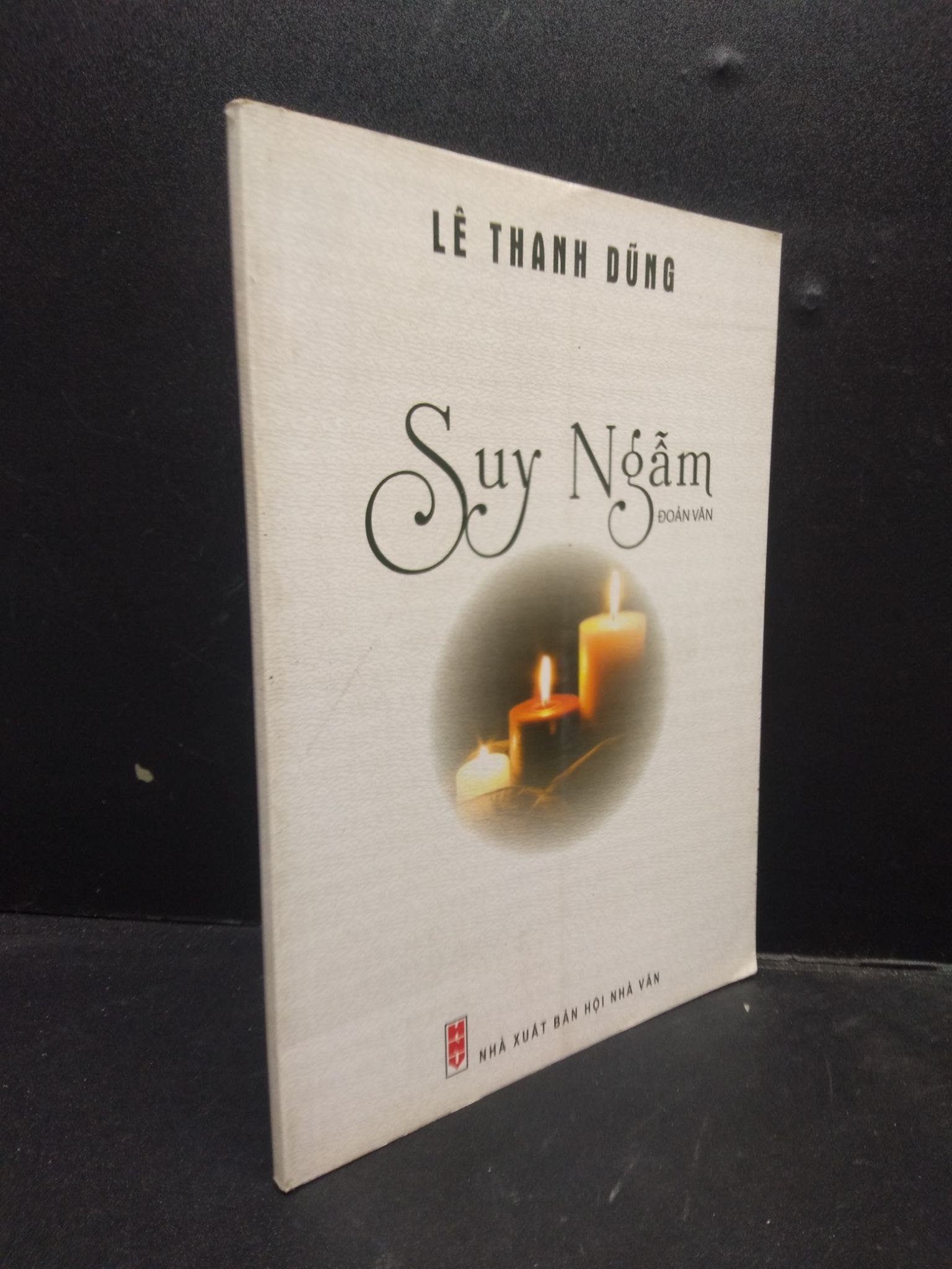 Suy ngẫm năm 2016 mới 90% bẩn nhẹ có mộc đỏ đầu sách HCM2902 văn học (NSX)